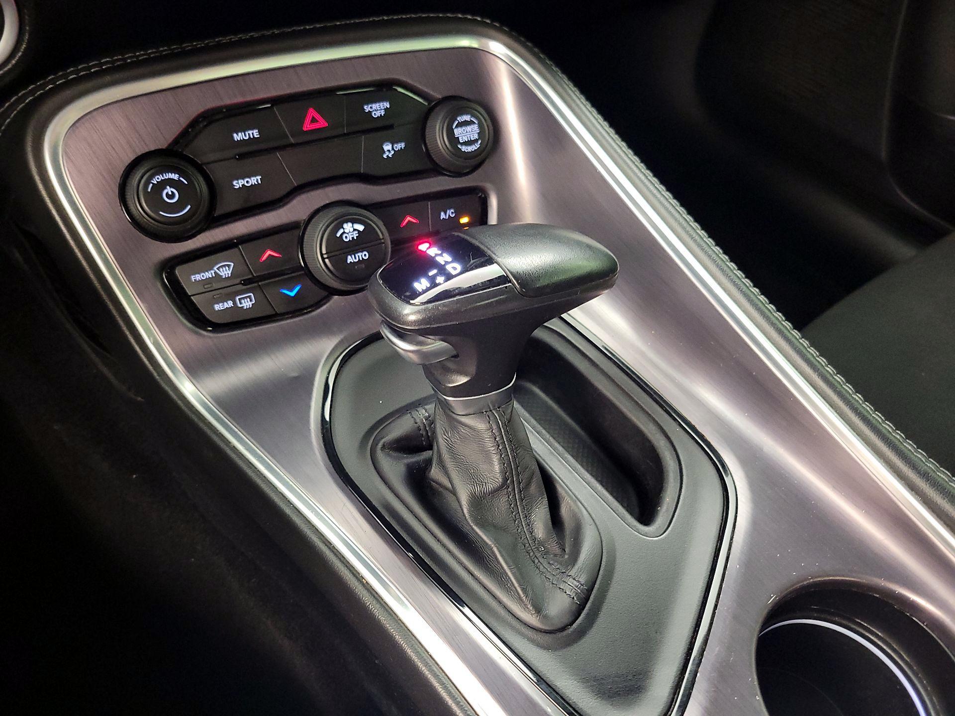 Thumbnail: 2018 Dodge Challenger - 17