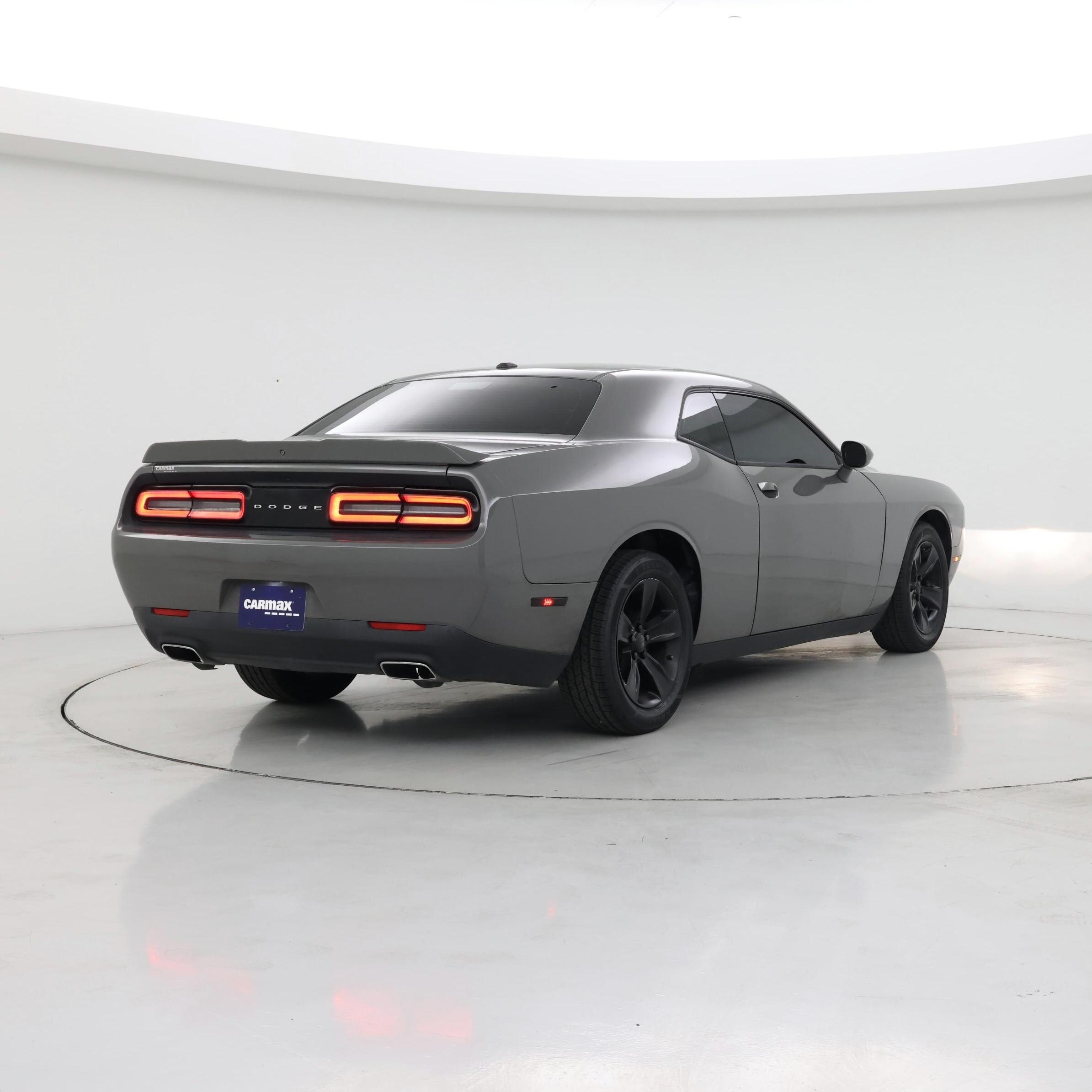 Thumbnail: 2018 Dodge Challenger - 8