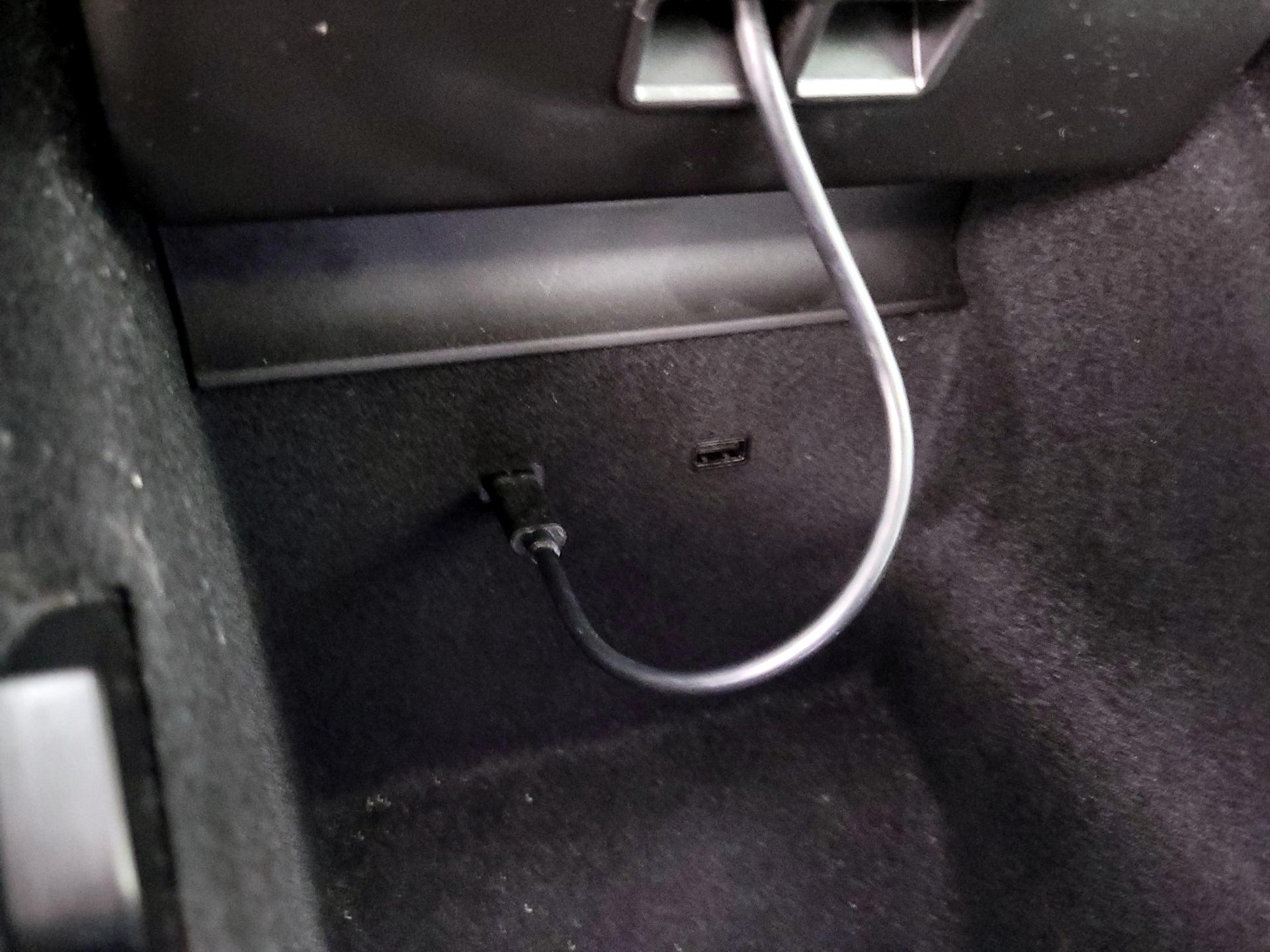 Thumbnail: 2020 Tesla Model 3 - 18