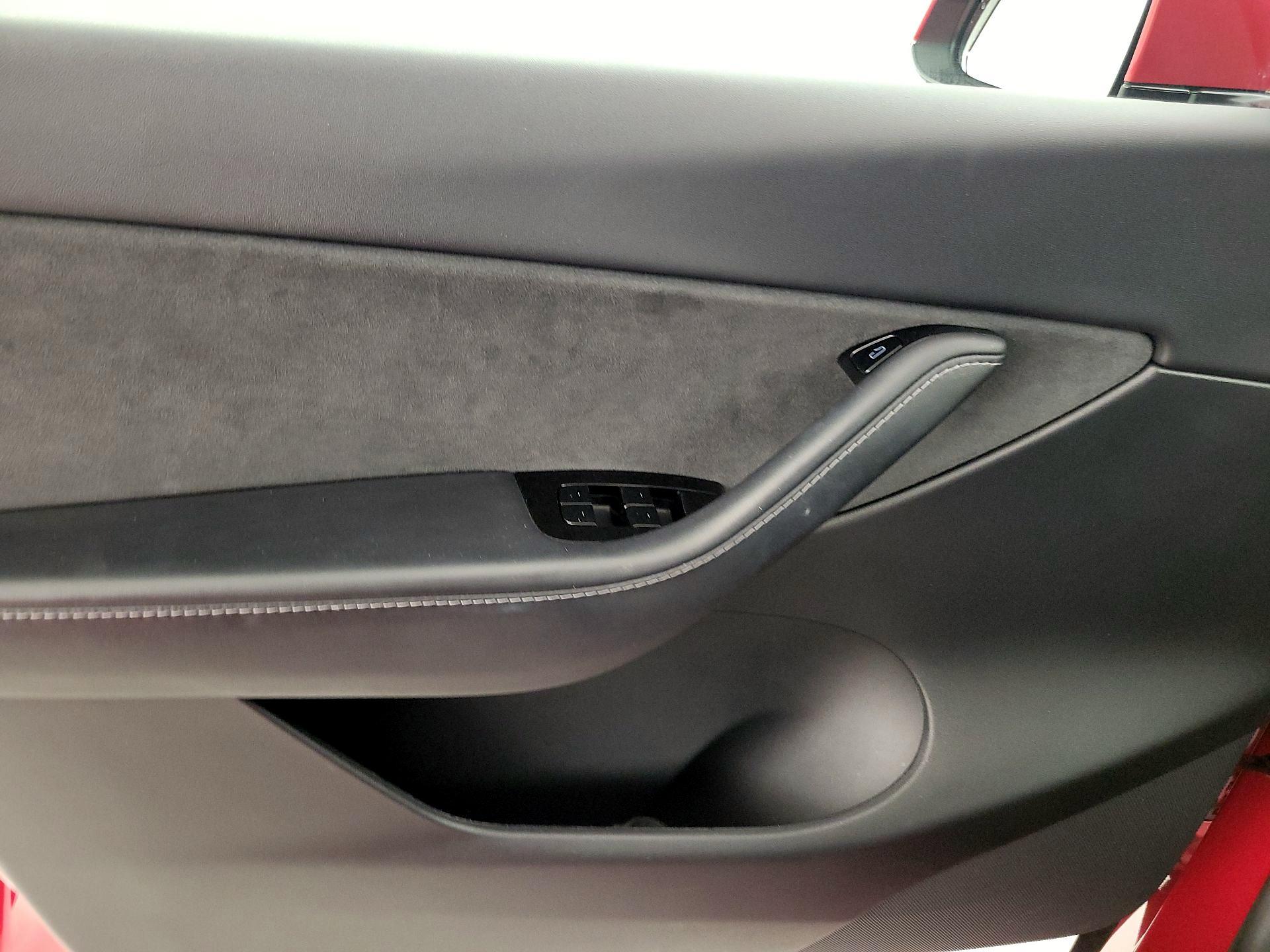 Thumbnail: 2020 Tesla Model Y - 12