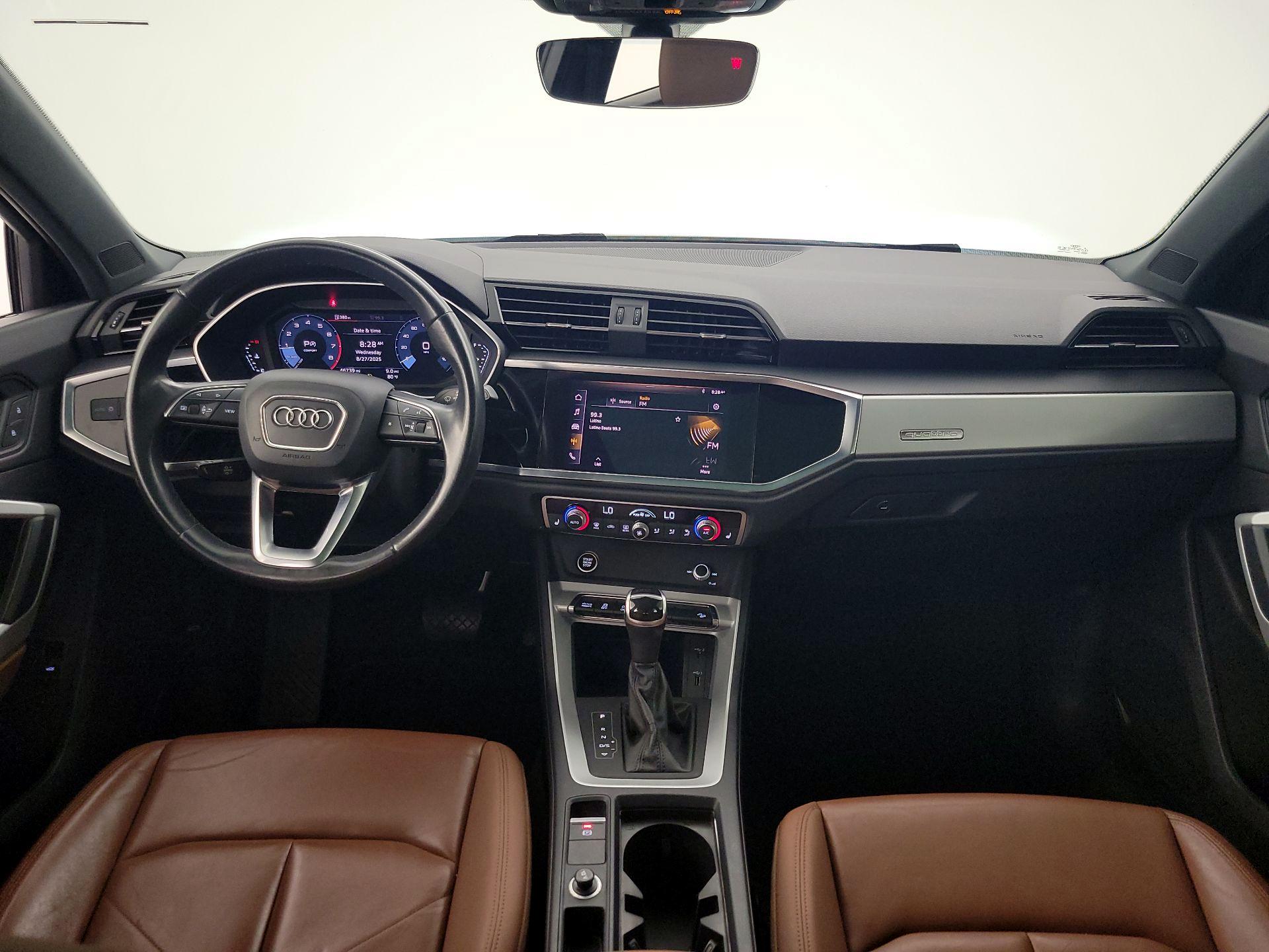 Thumbnail: 2021 Audi Q3 - 9