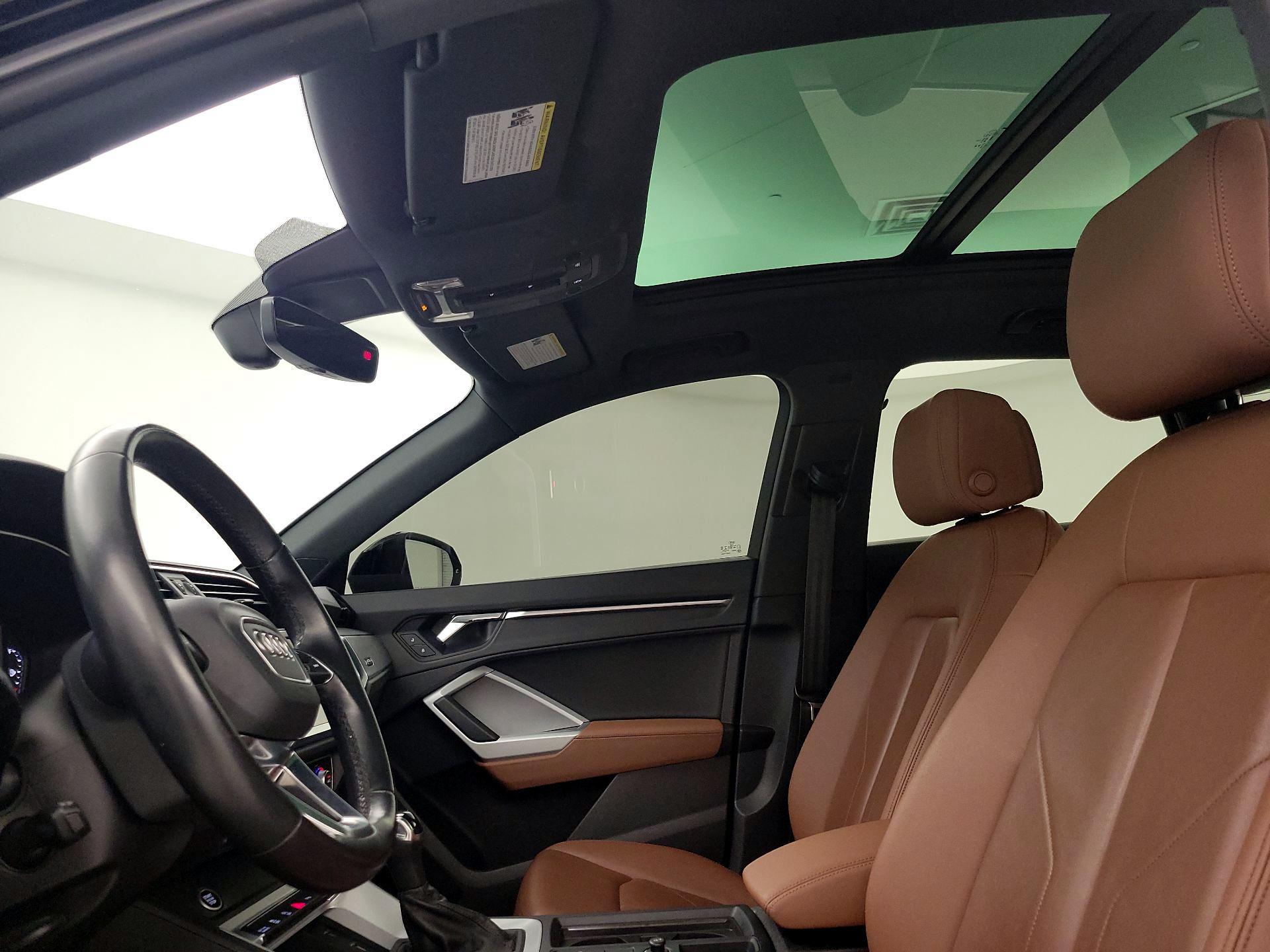 Thumbnail: 2021 Audi Q3 - 19