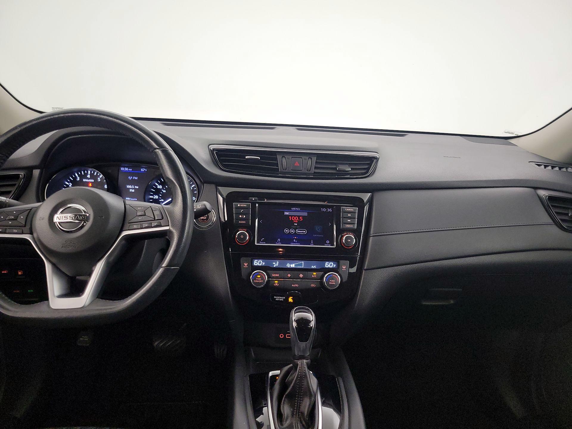 Thumbnail: 2018 Nissan Rogue - 9