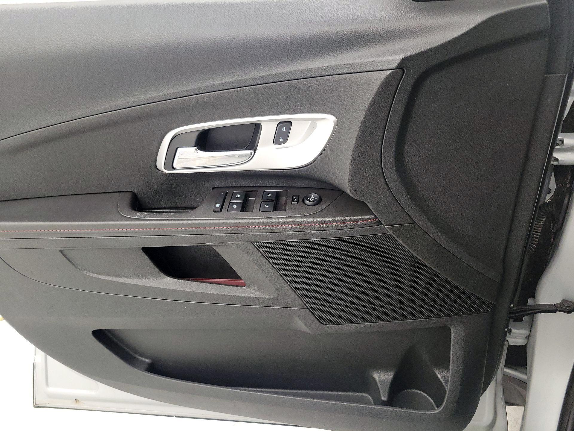 Thumbnail: 2014 Chevrolet Equinox - 12