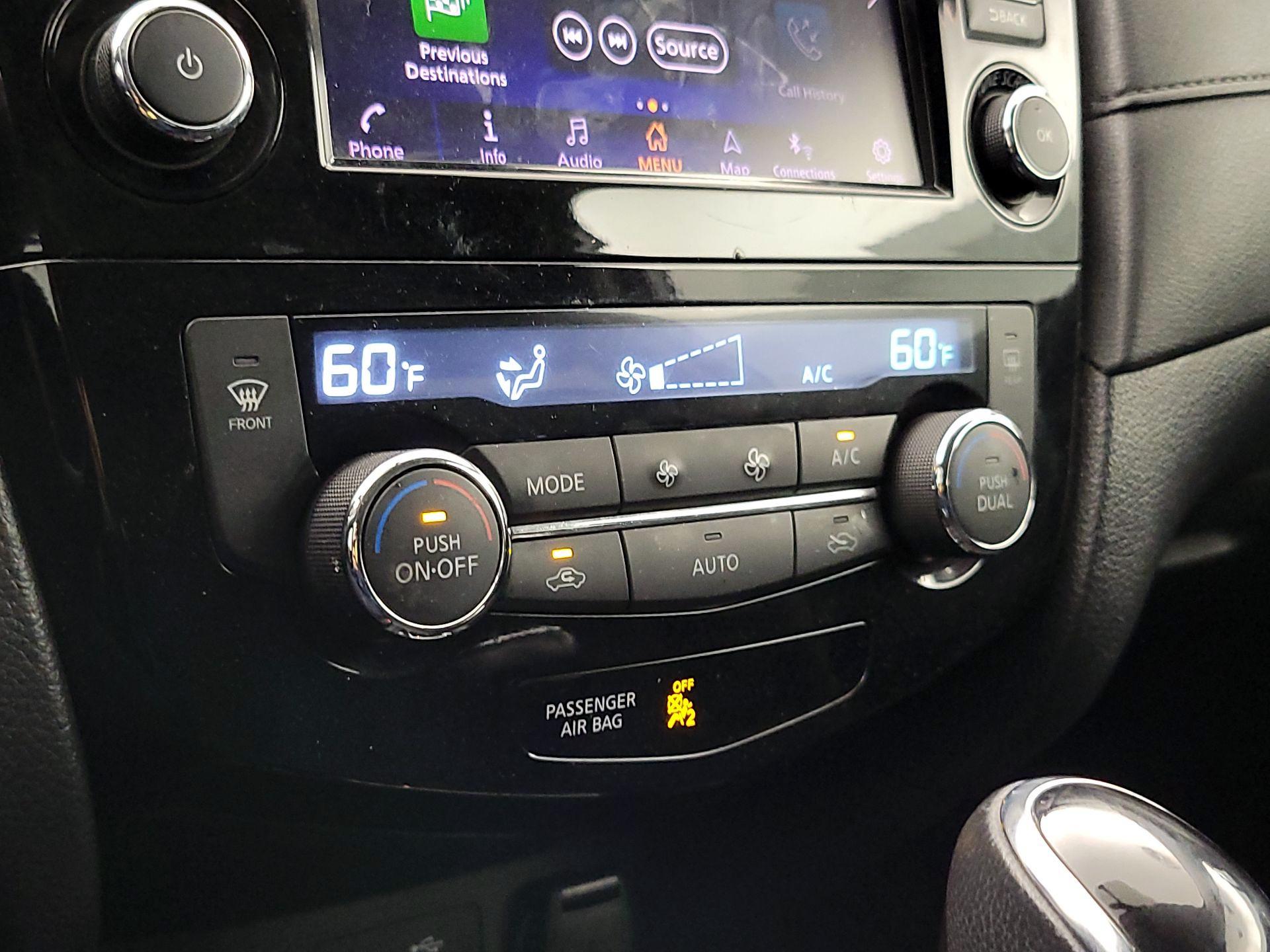 Thumbnail: 2018 Nissan Rogue - 17