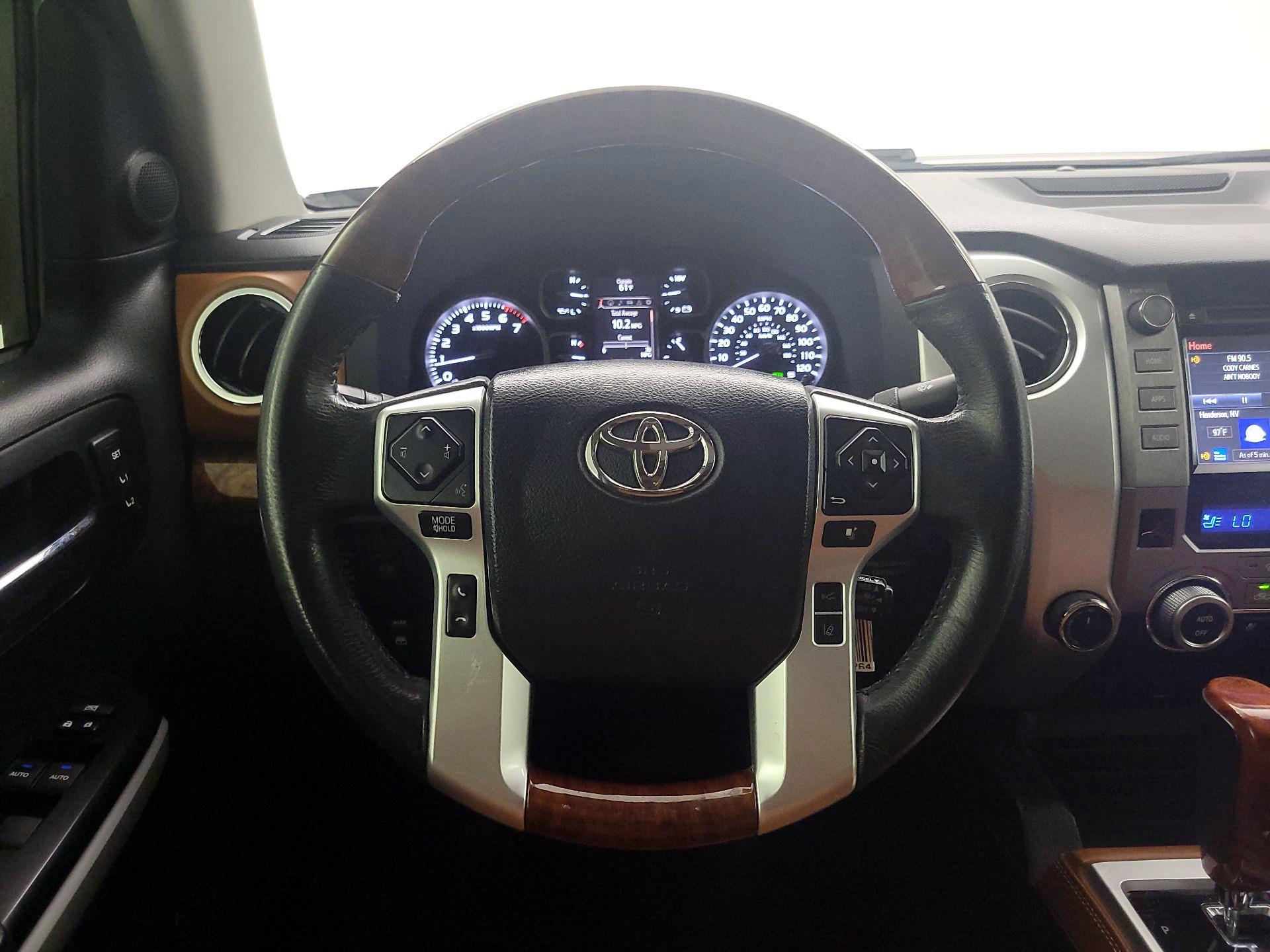 Thumbnail: 2018 Toyota Tundra - 10