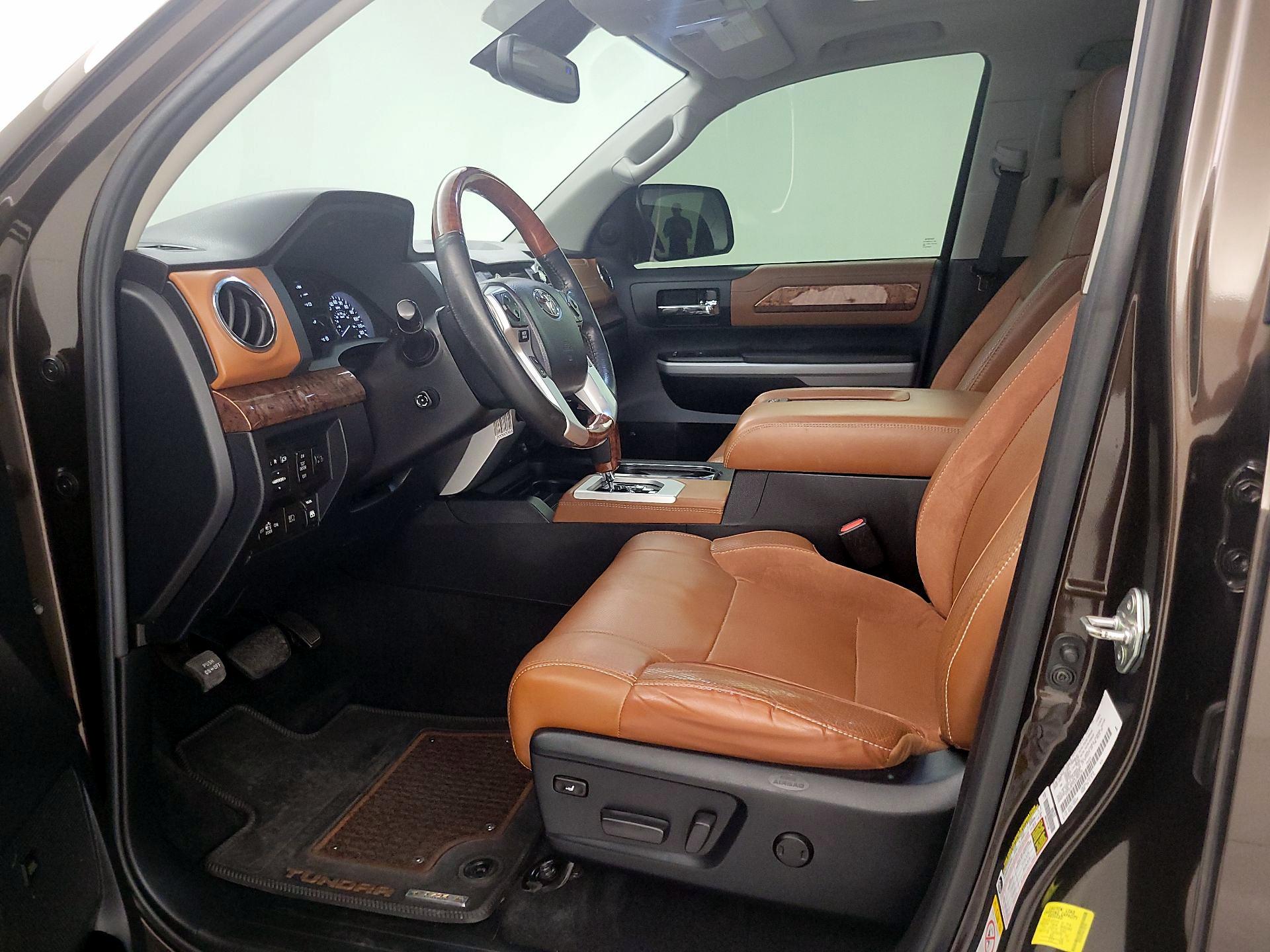 Thumbnail: 2018 Toyota Tundra - 11
