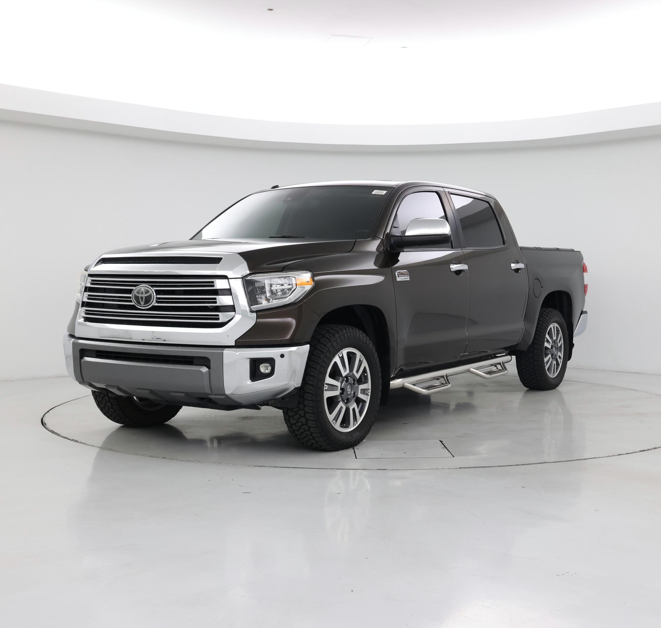 Thumbnail: 2018 Toyota Tundra - 4