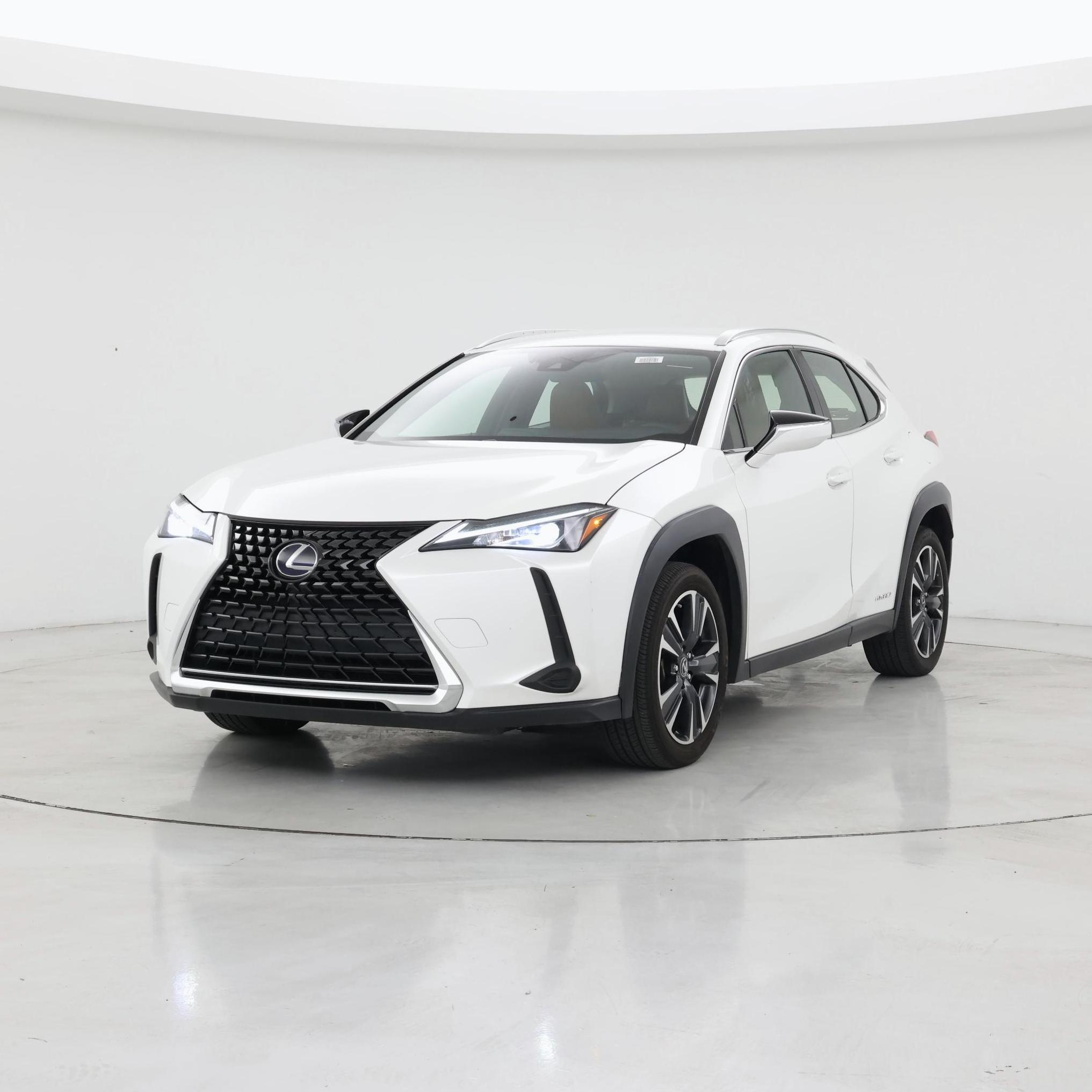 Thumbnail: 2021 Lexus UX - 4