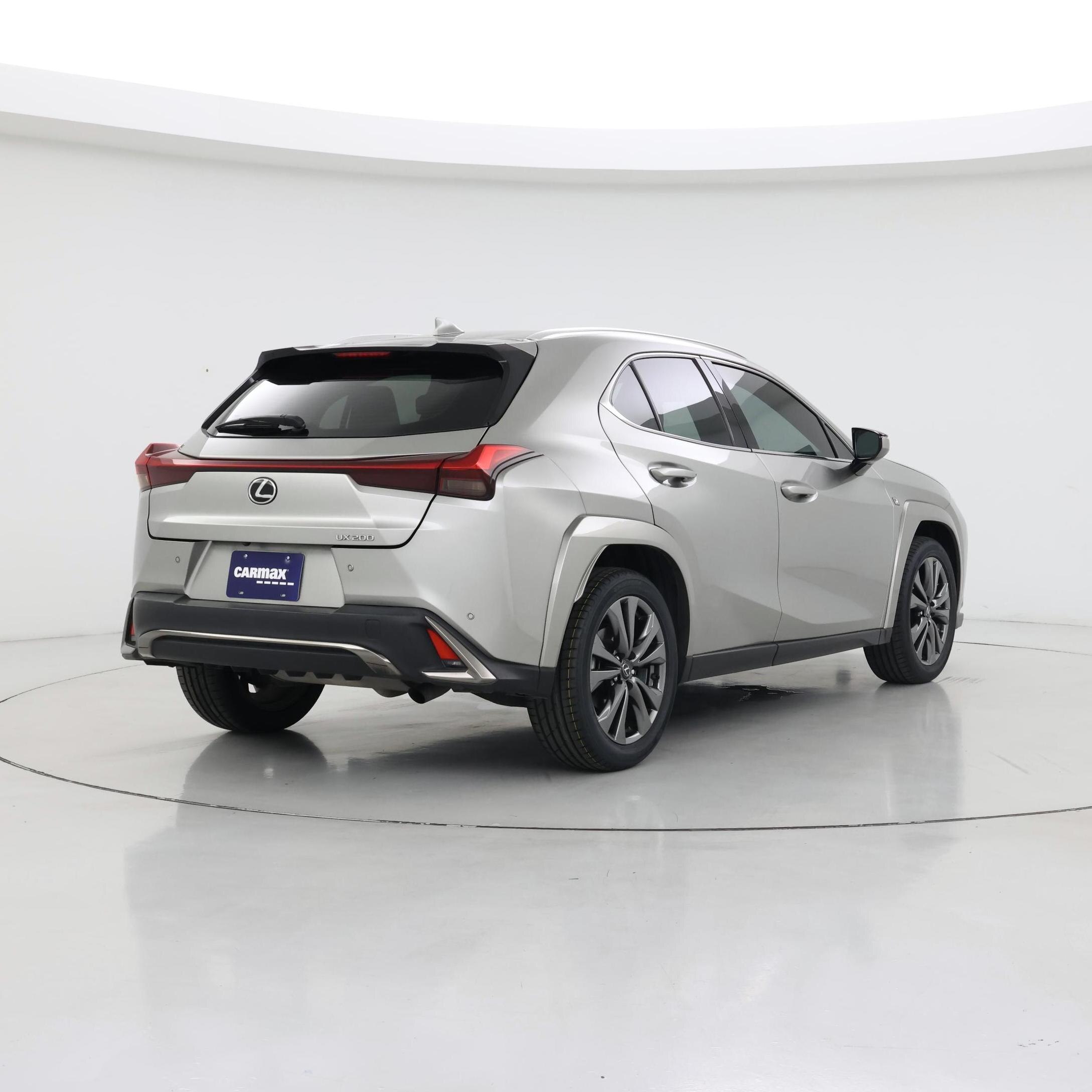 Thumbnail: 2022 Lexus UX - 8
