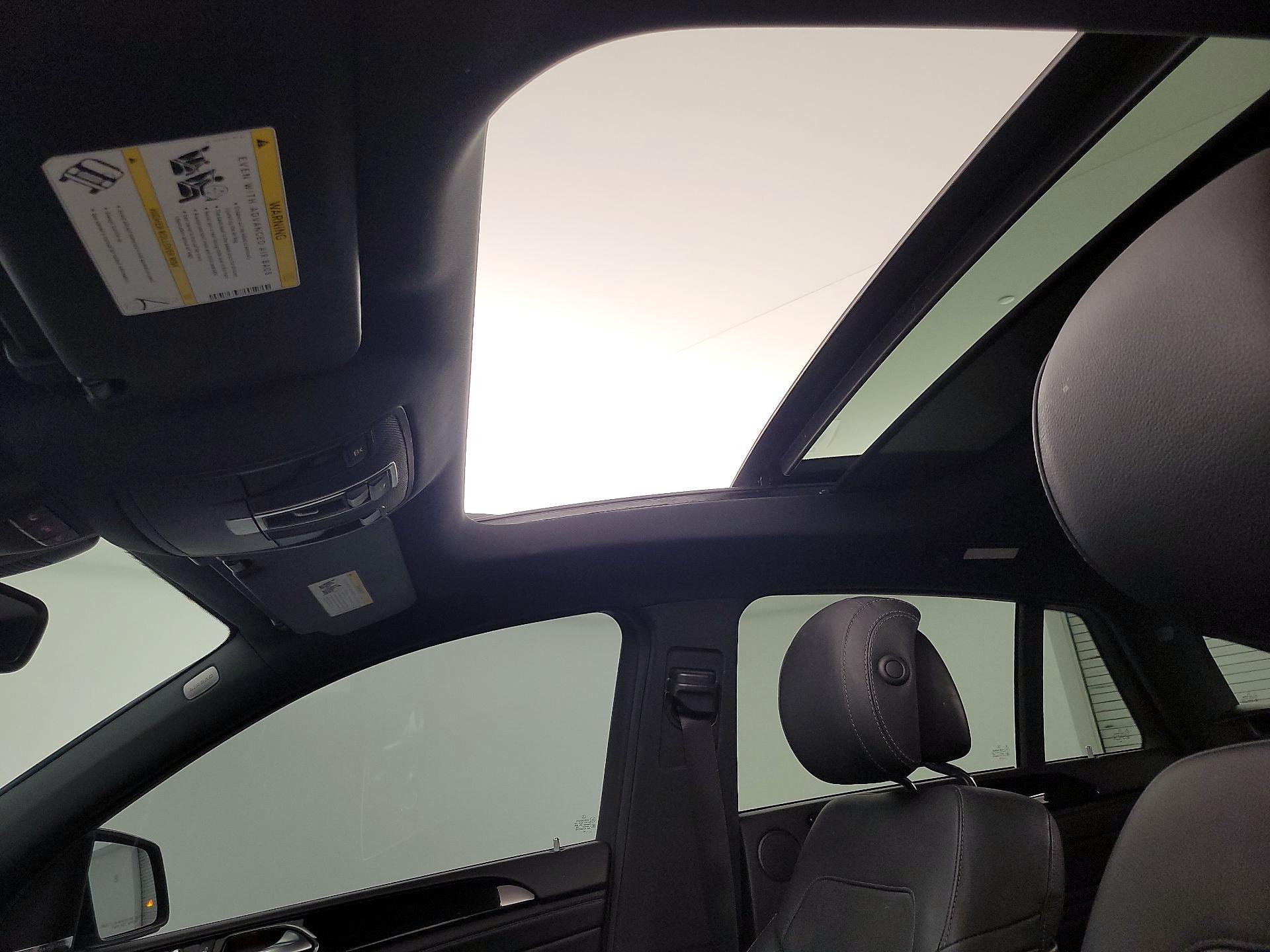 Thumbnail: 2019 Mercedes-Benz GLE - 20