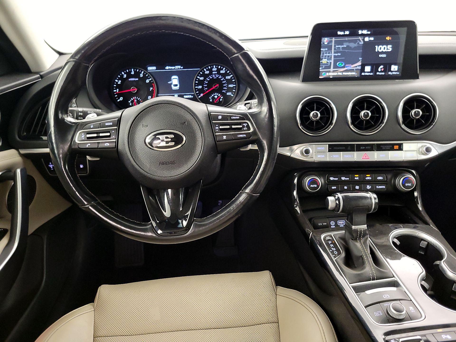 Thumbnail: 2019 Kia Stinger - 10