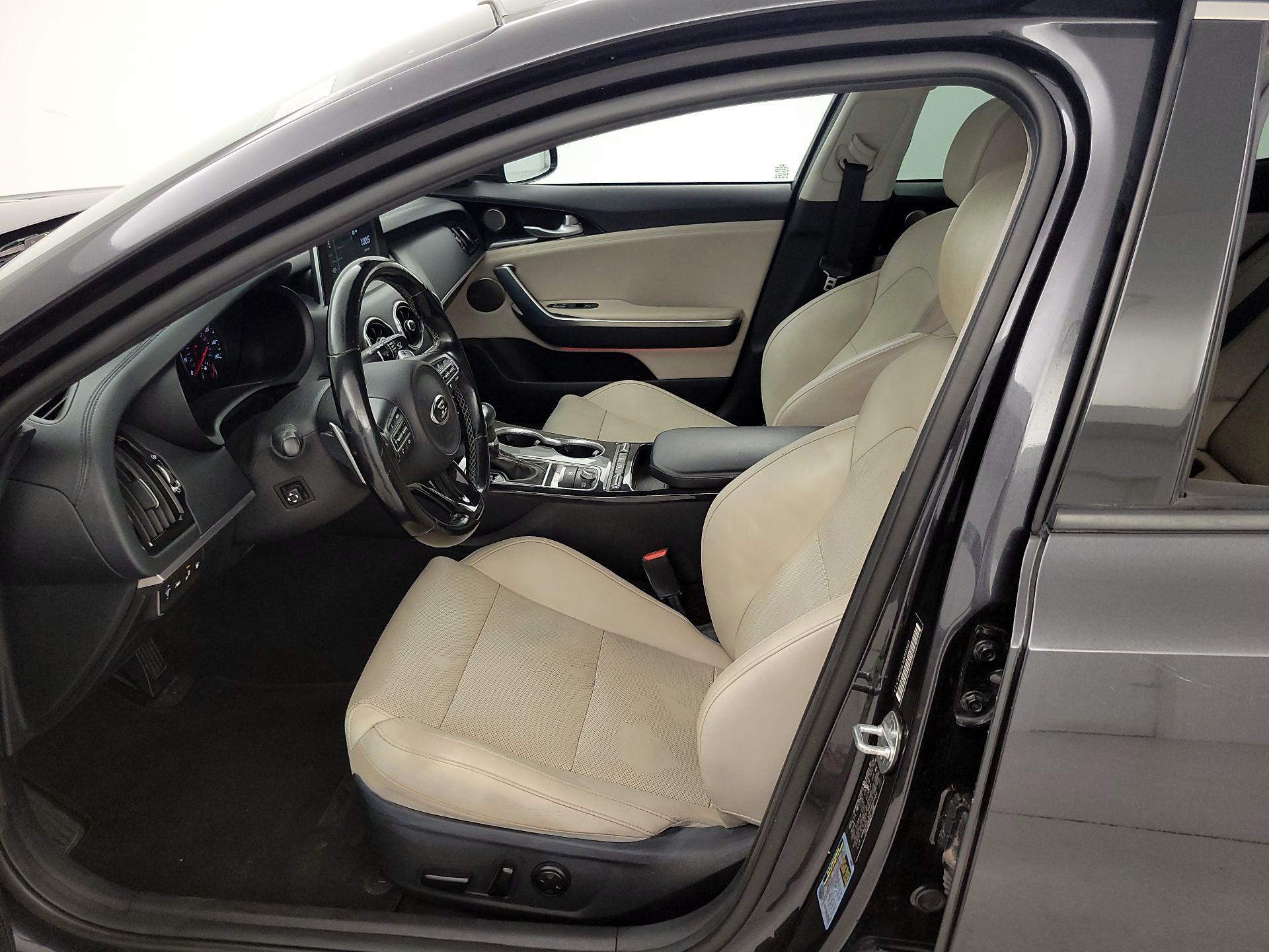 Thumbnail: 2019 Kia Stinger - 11