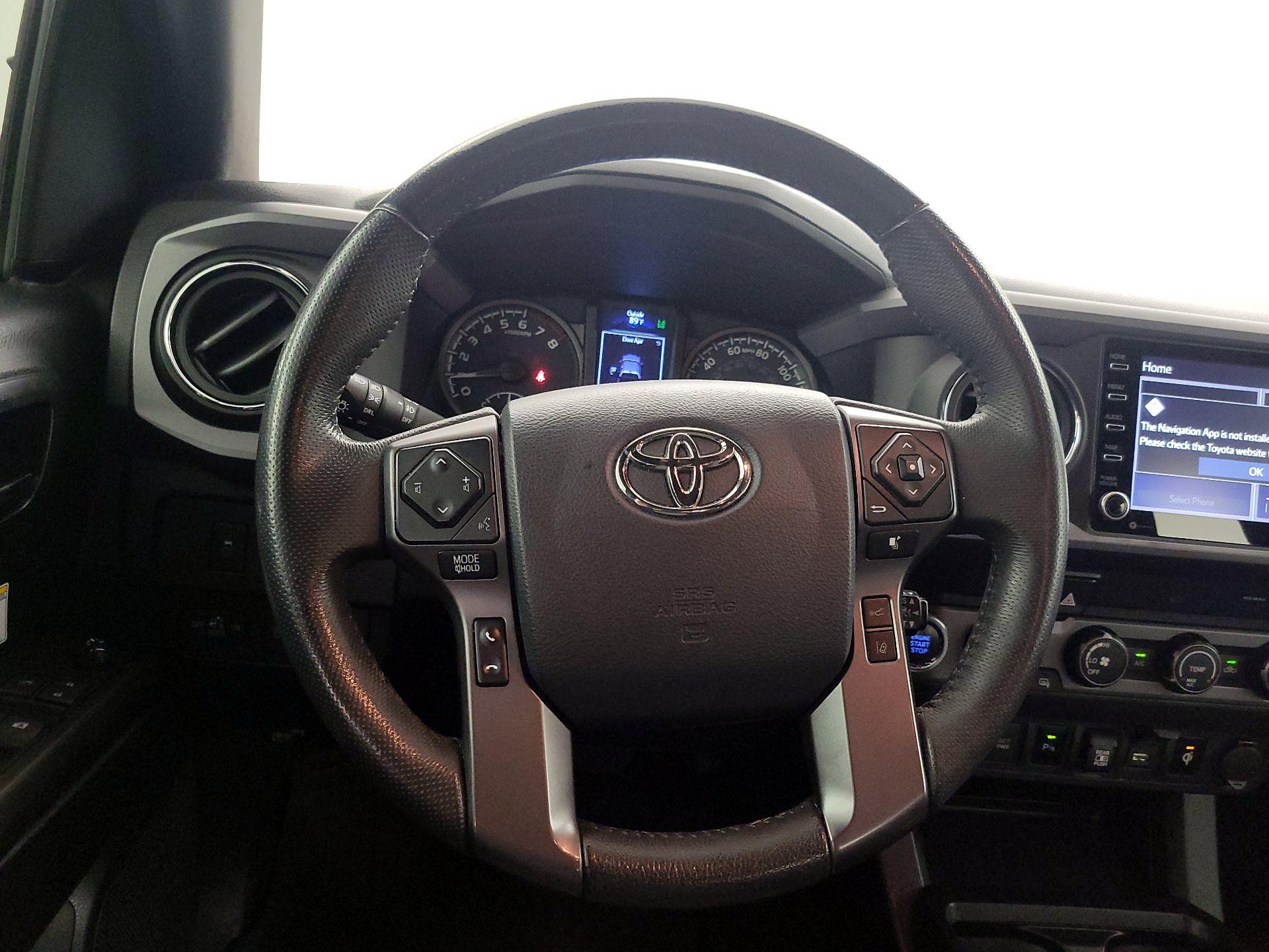 Thumbnail: 2020 Toyota Tacoma - 10