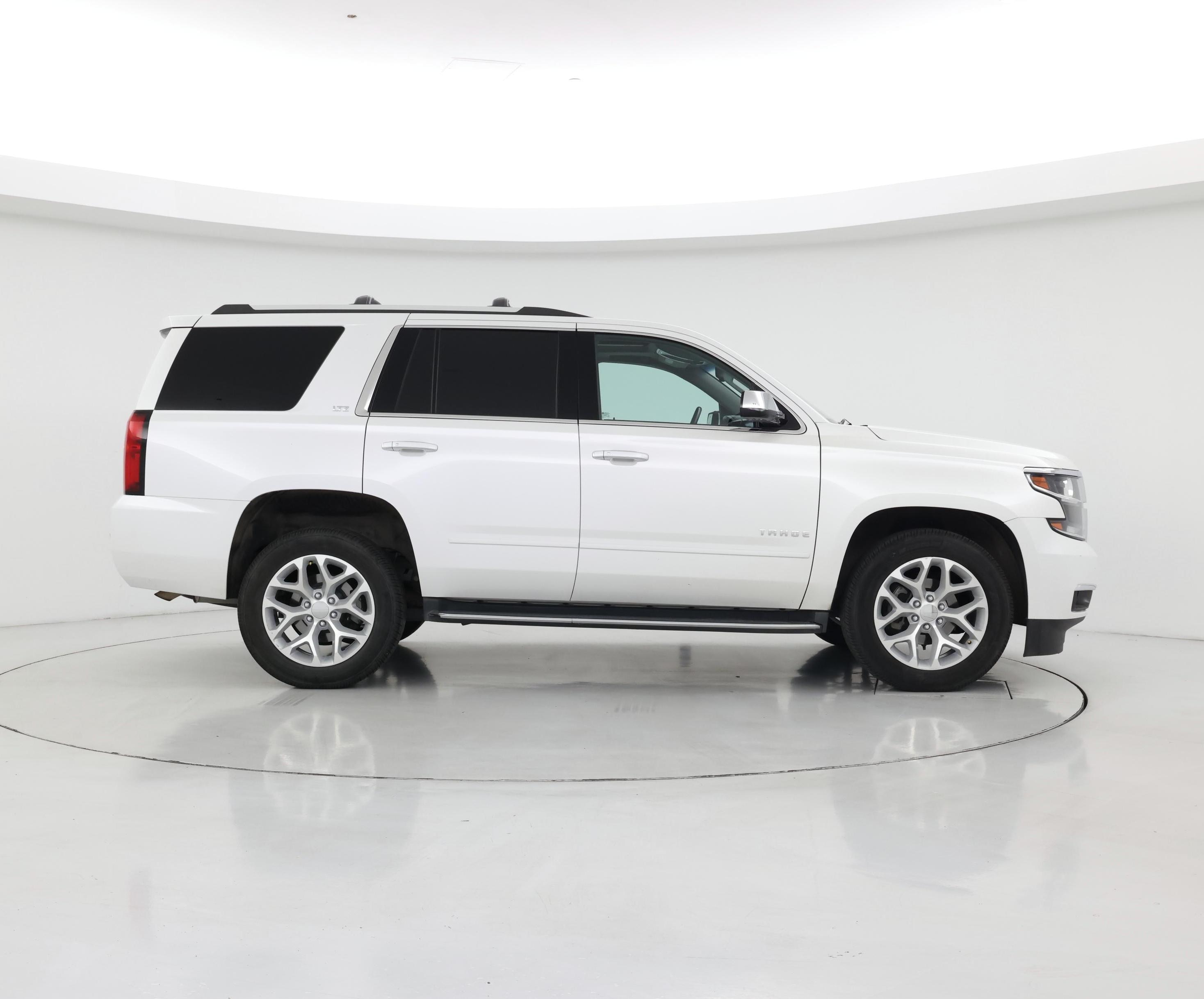 Thumbnail: 2016 Chevrolet Tahoe - 7