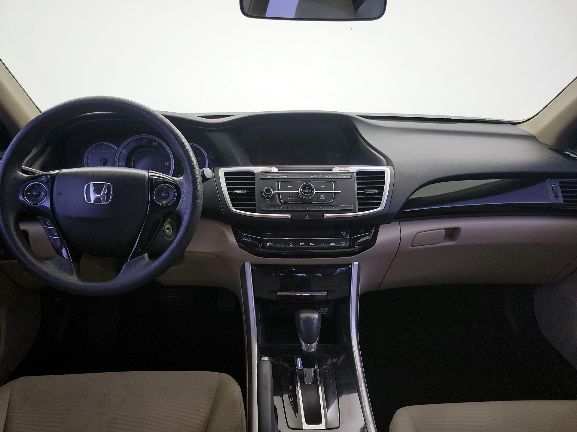 Thumbnail: 2017 Honda Accord - 9