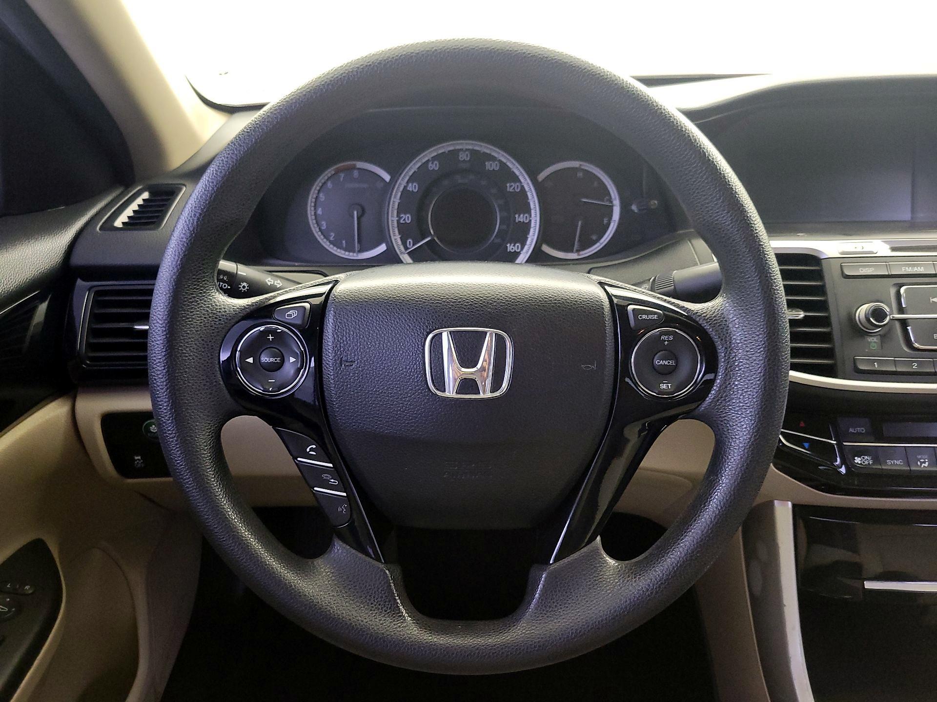 Thumbnail: 2017 Honda Accord - 10