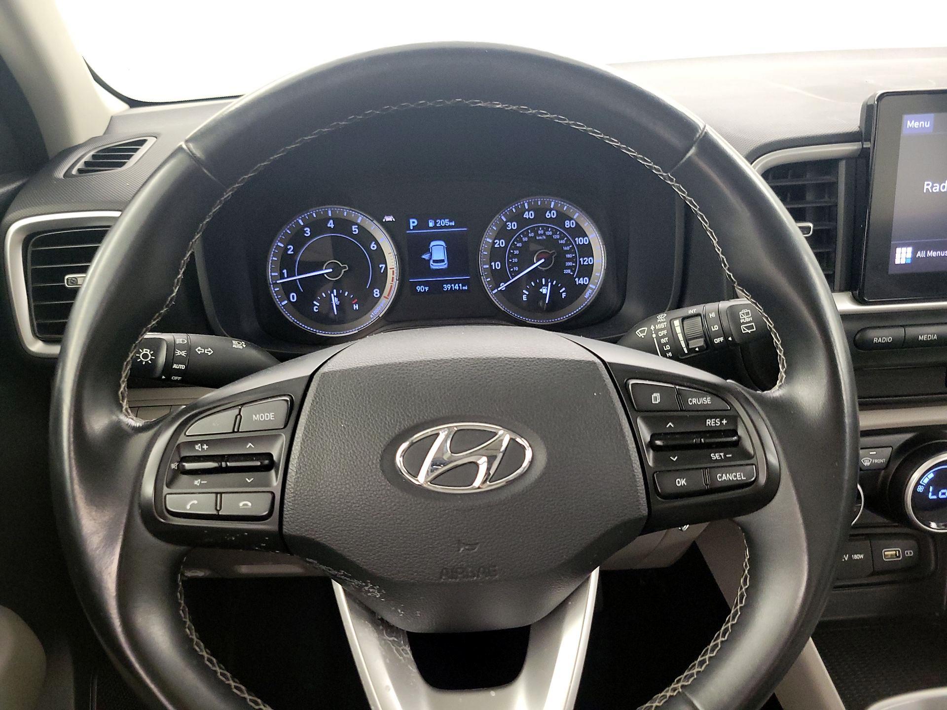 Thumbnail: 2022 Hyundai Venue - 10