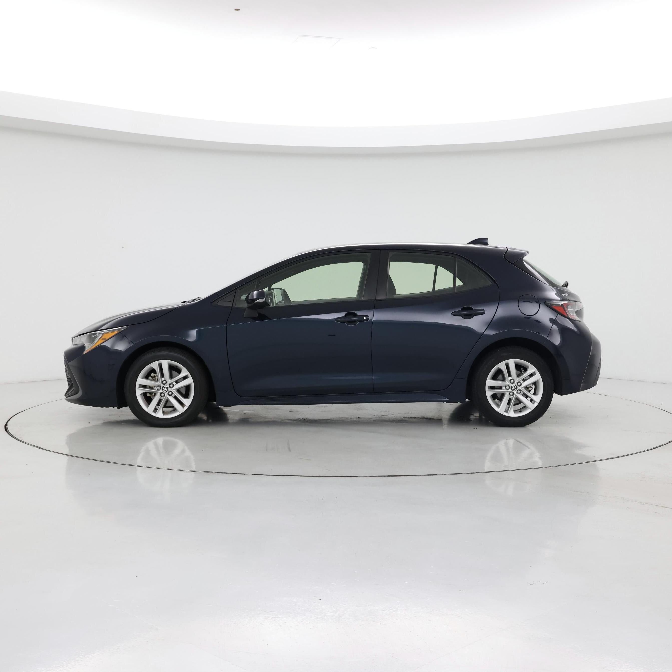 Thumbnail: 2022 Toyota Corolla - 3