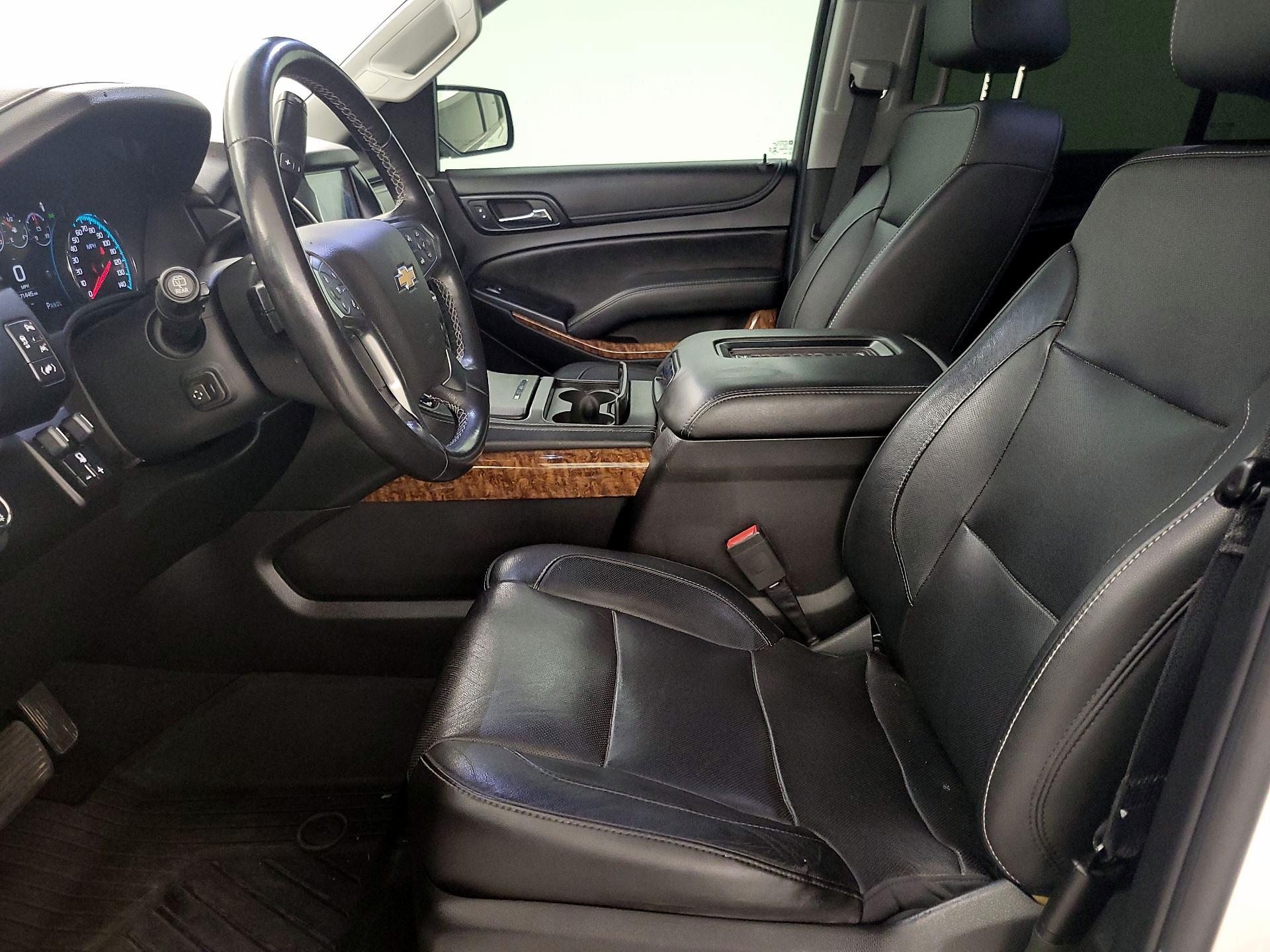 Thumbnail: 2019 Chevrolet Tahoe - 11