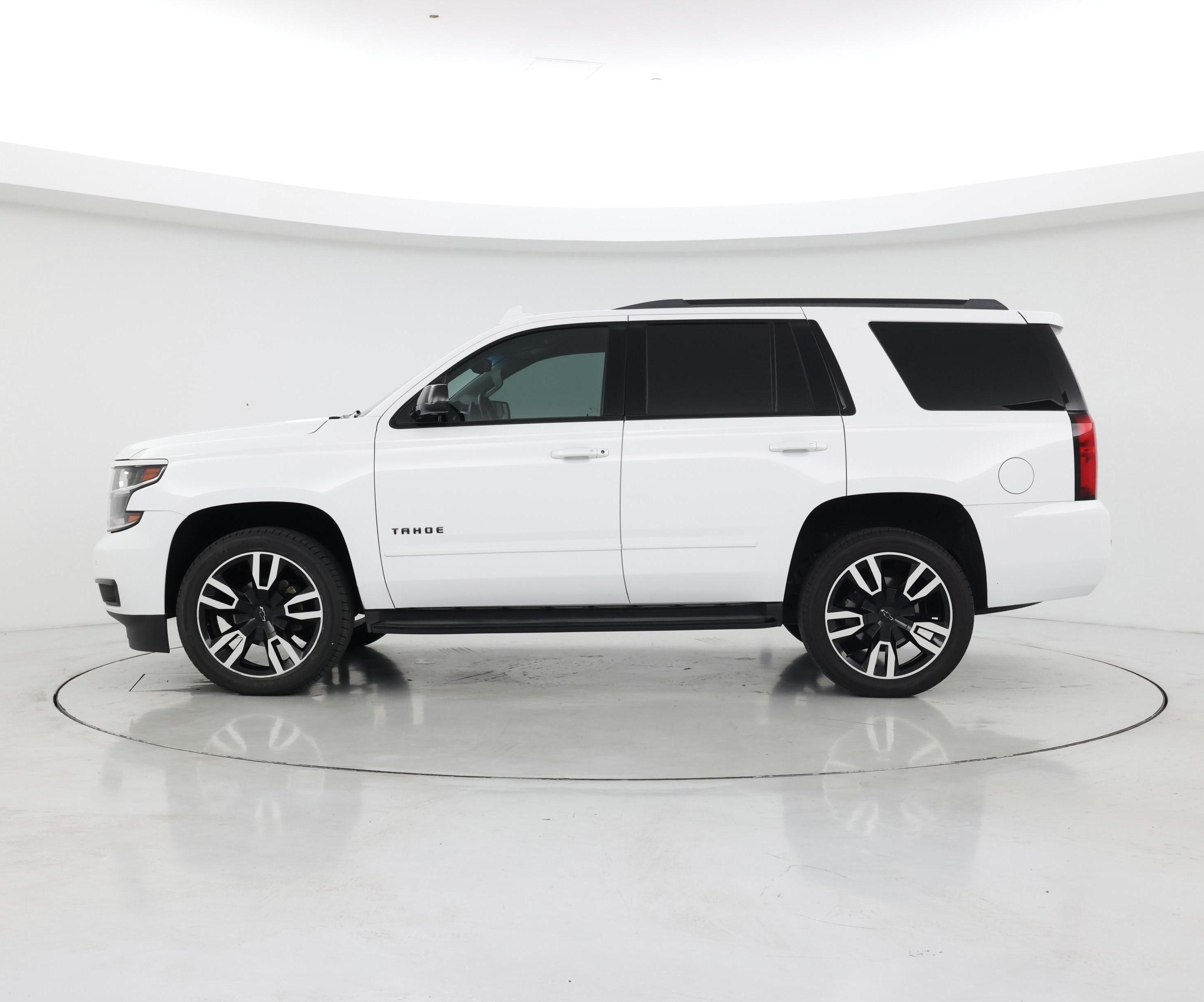 Thumbnail: 2019 Chevrolet Tahoe - 3