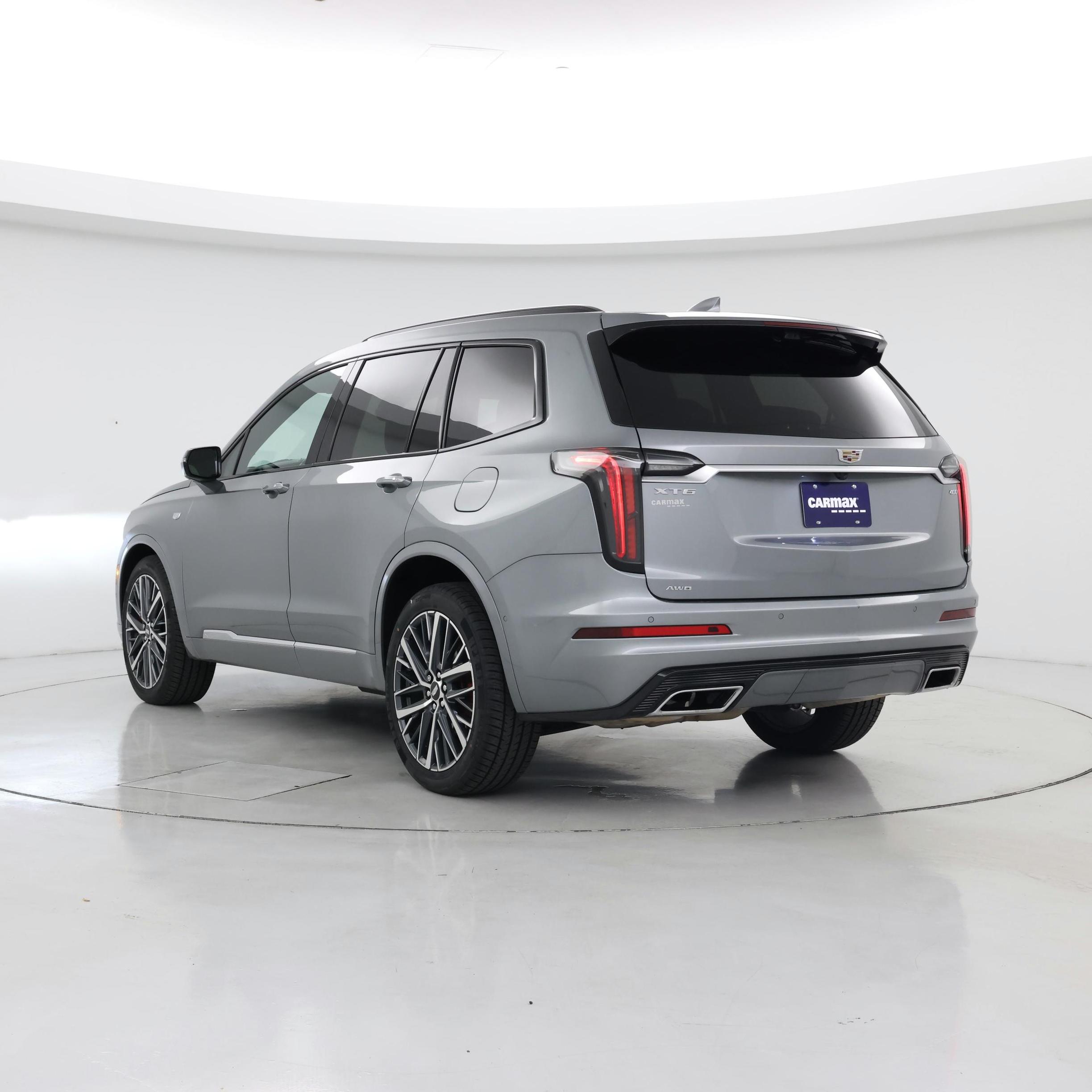 Thumbnail: 2023 Cadillac XT6 - 2
