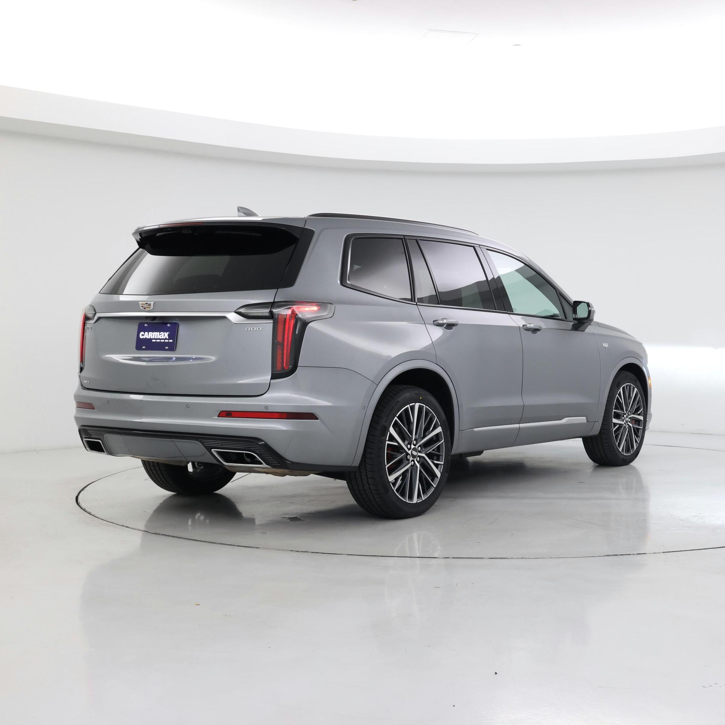 Thumbnail: 2023 Cadillac XT6 - 8