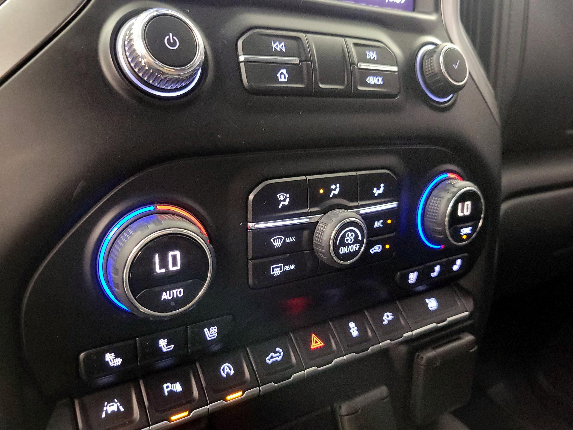 Thumbnail: 2020 Chevrolet Silverado 1500 - 16