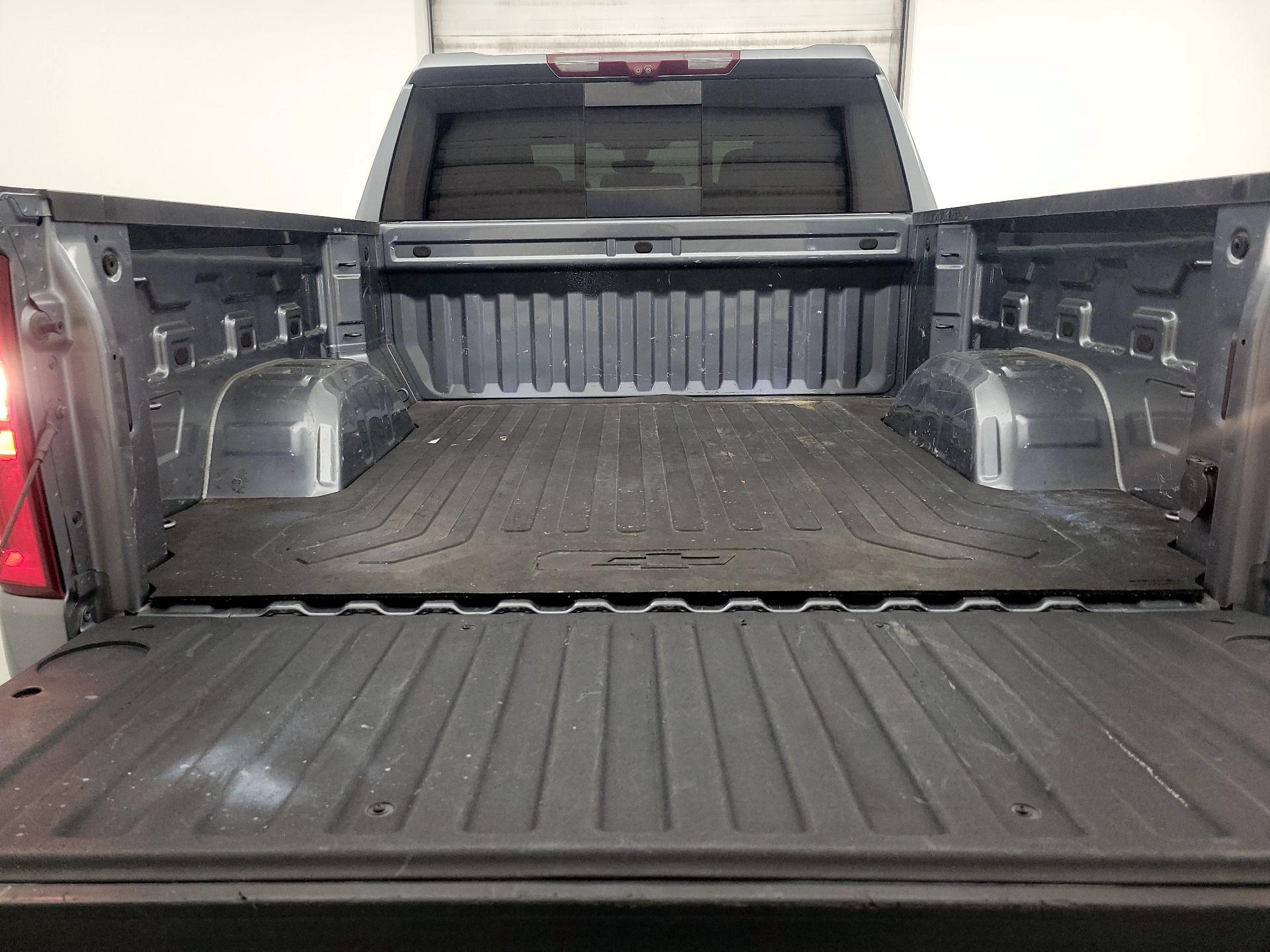 Thumbnail: 2020 Chevrolet Silverado 1500 - 20