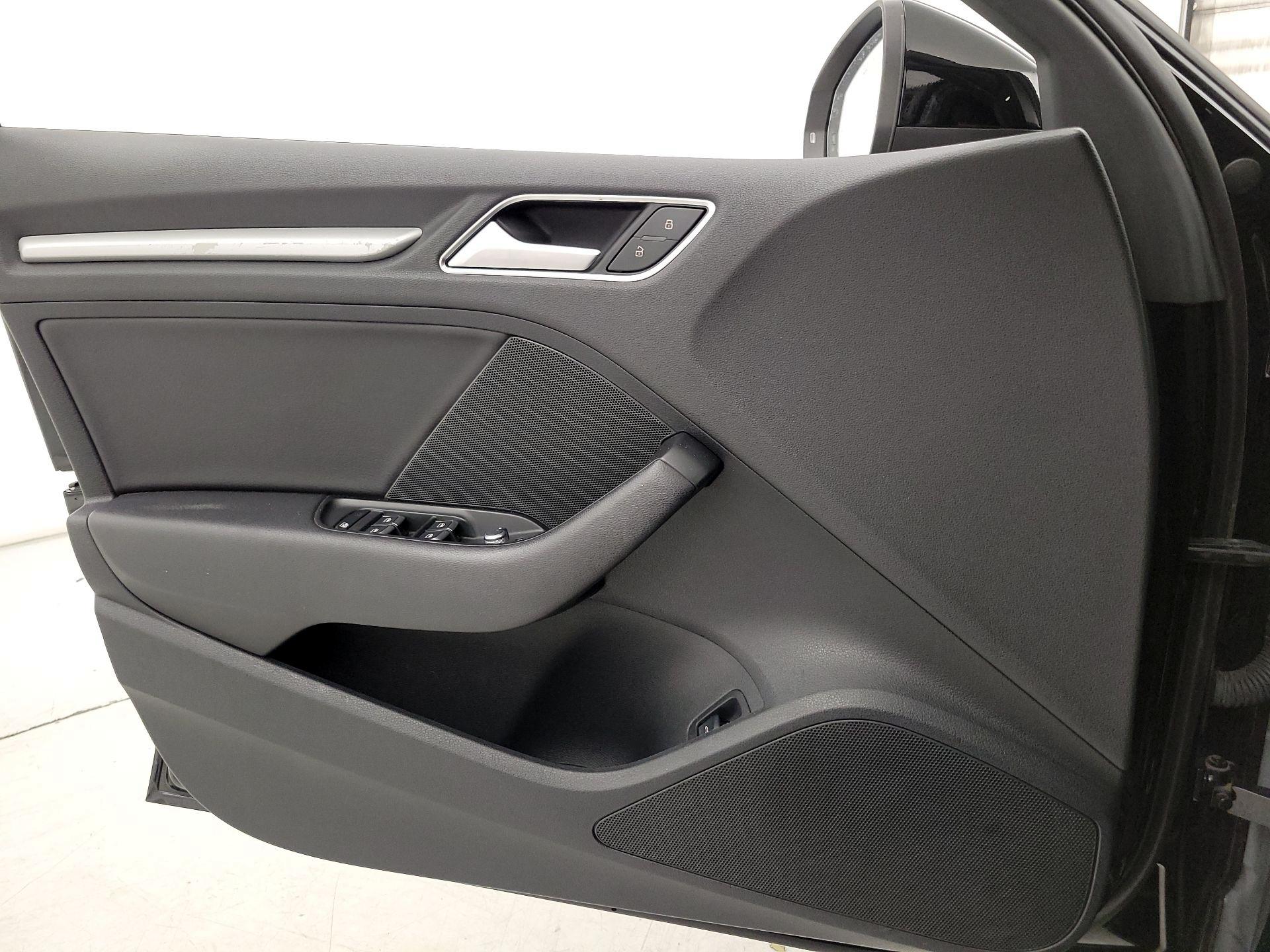Thumbnail: 2016 Audi A3 - 12