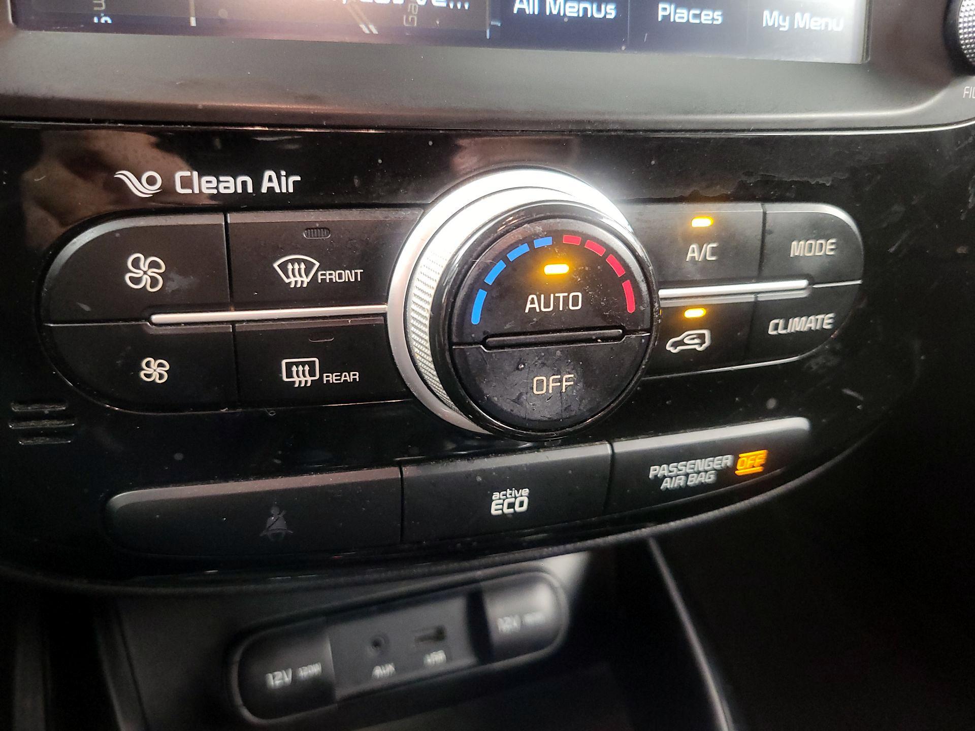 Thumbnail: 2015 Kia Soul - 17
