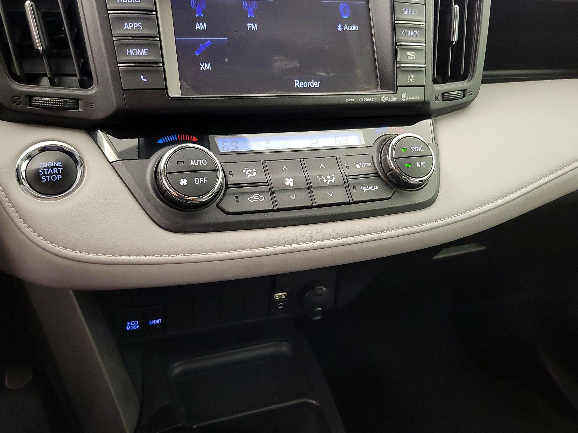 Thumbnail: 2017 Toyota RAV4 - 16