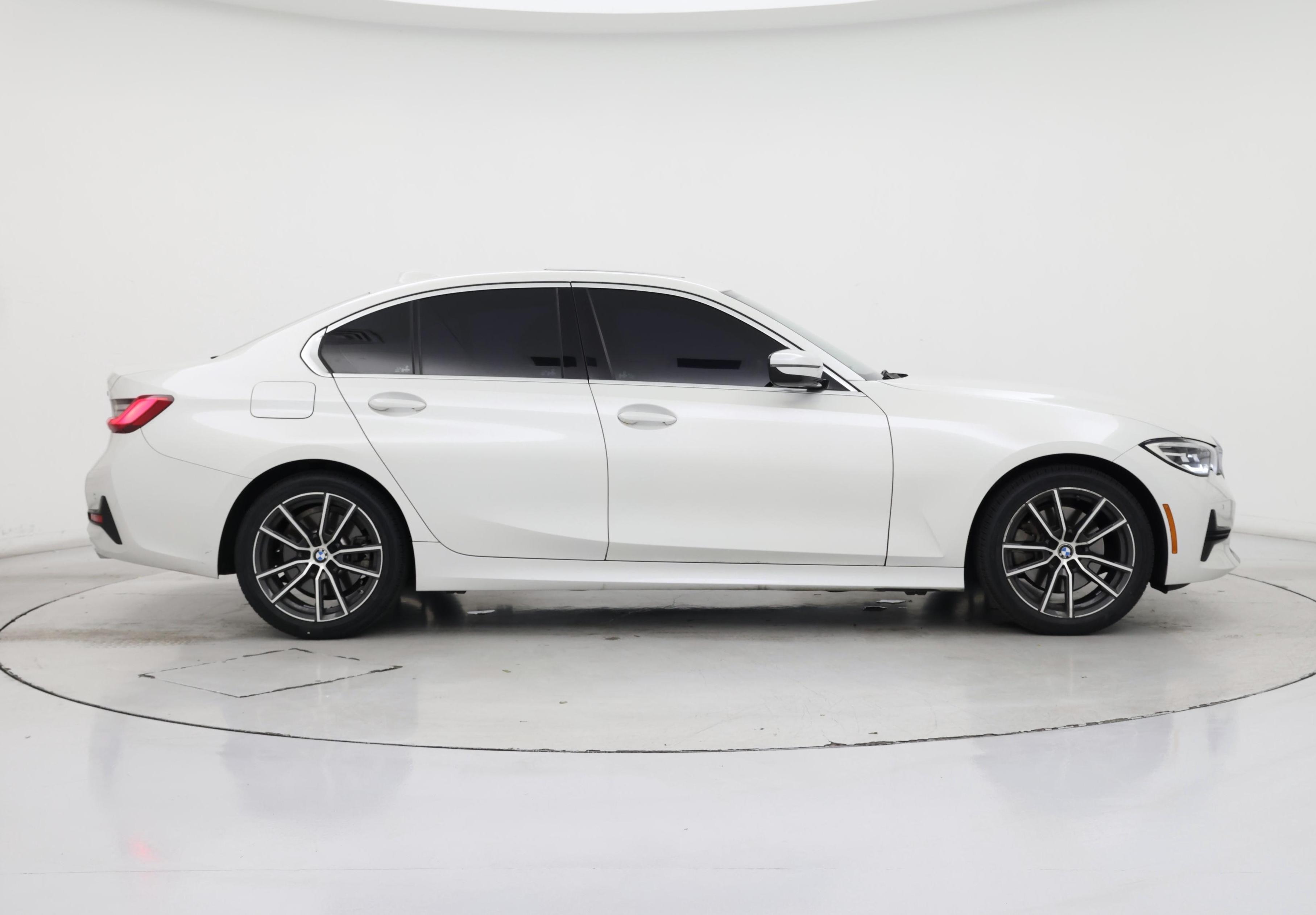 Thumbnail: 2019 BMW 3 Series - 7