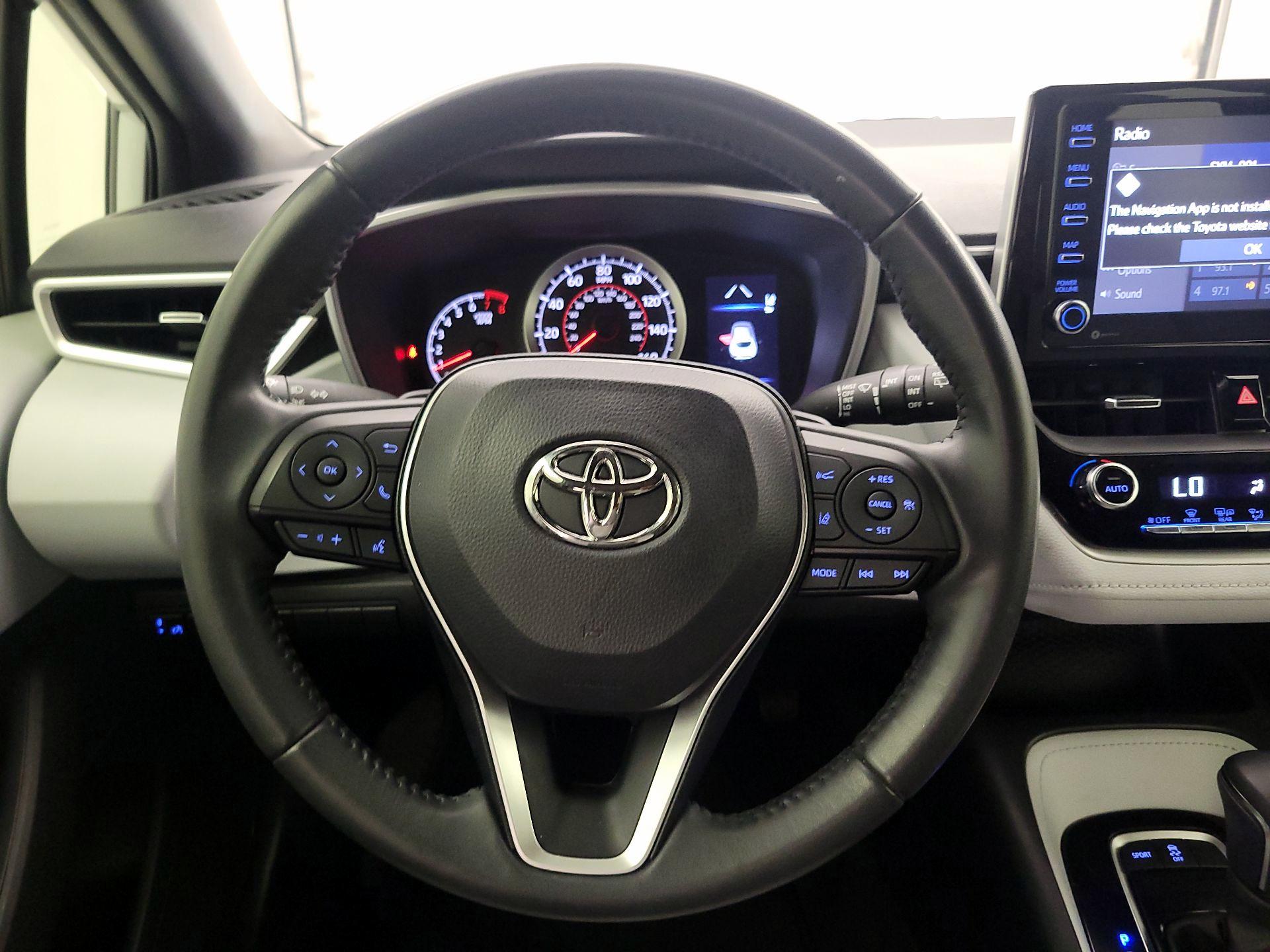 Thumbnail: 2022 Toyota Corolla - 10