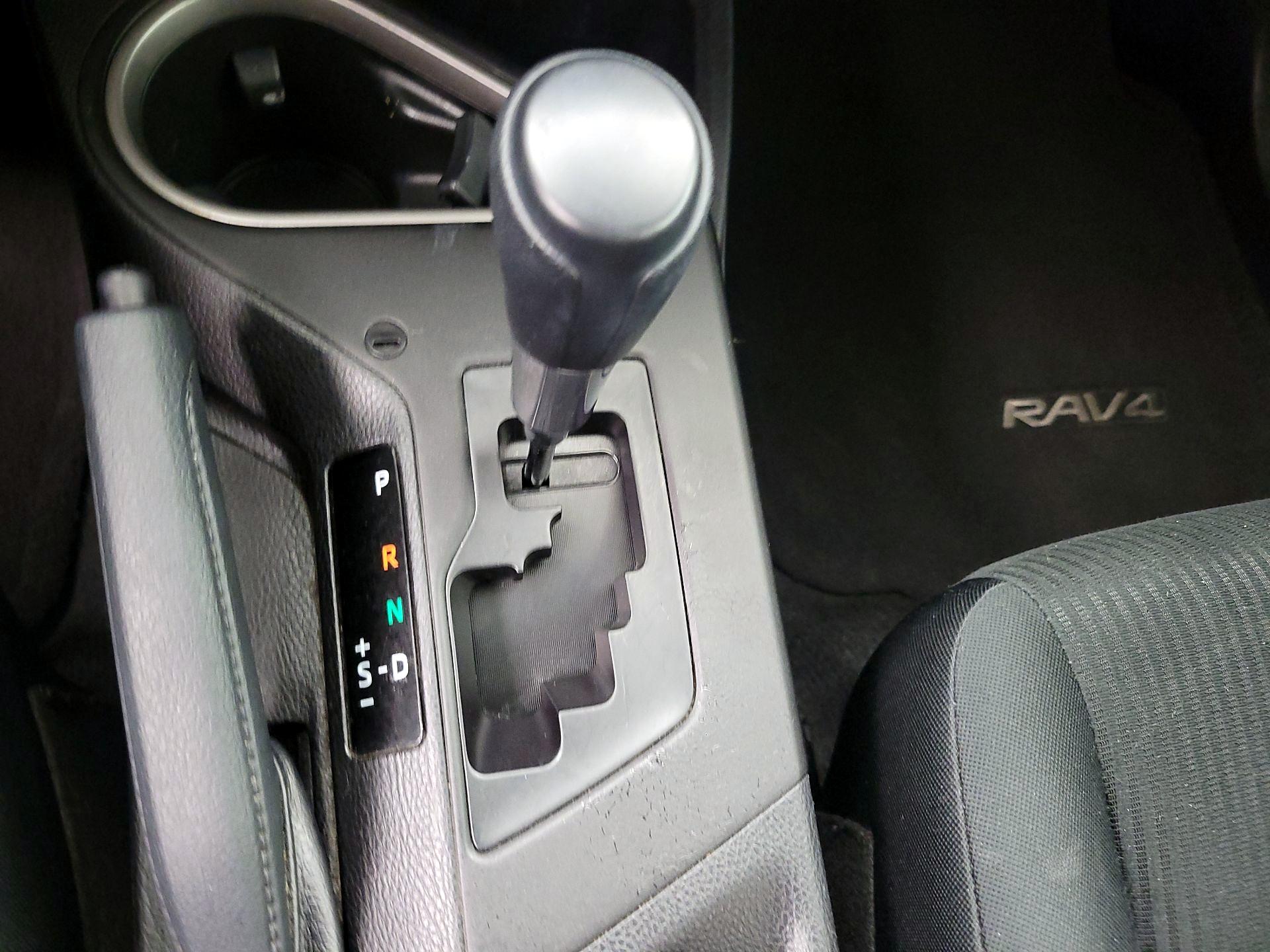 Thumbnail: 2017 Toyota RAV4 - 17