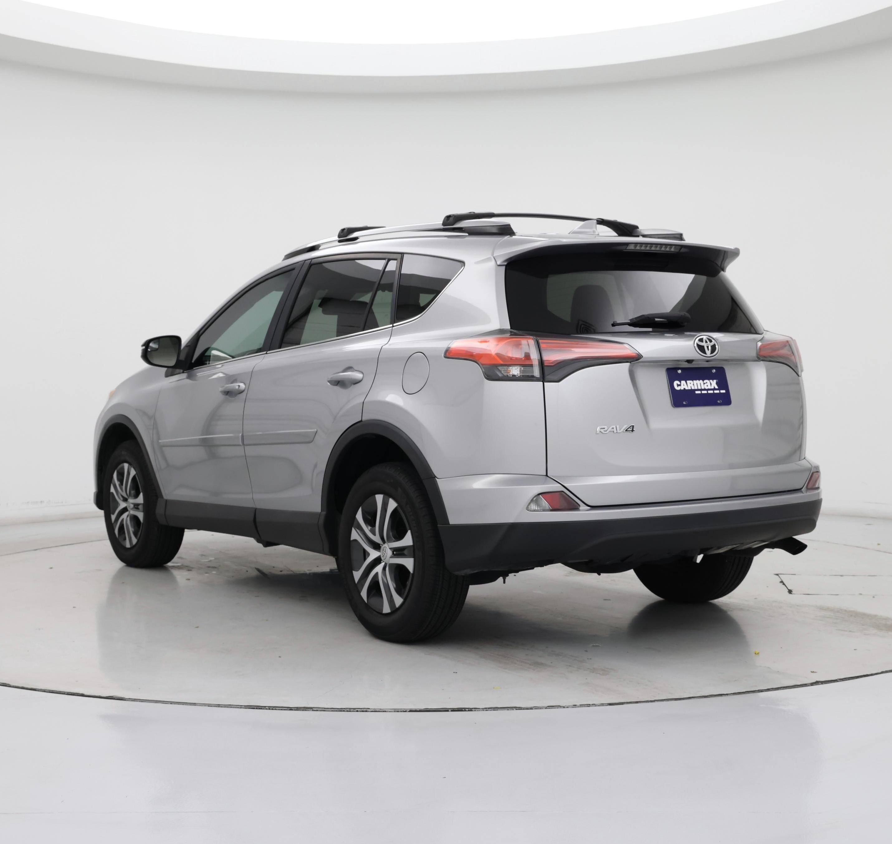 Thumbnail: 2017 Toyota RAV4 - 2