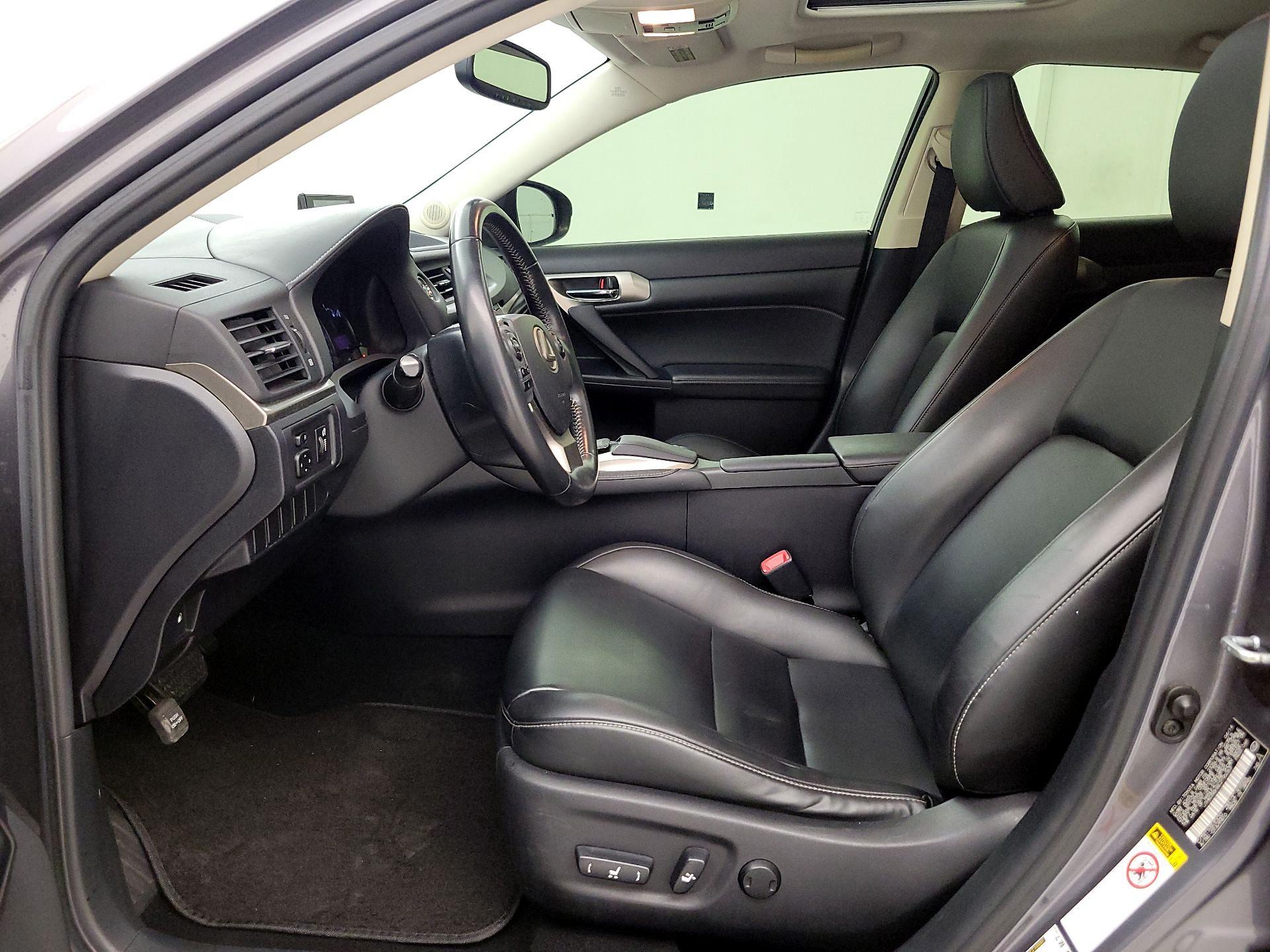 Thumbnail: 2014 Lexus CT - 11
