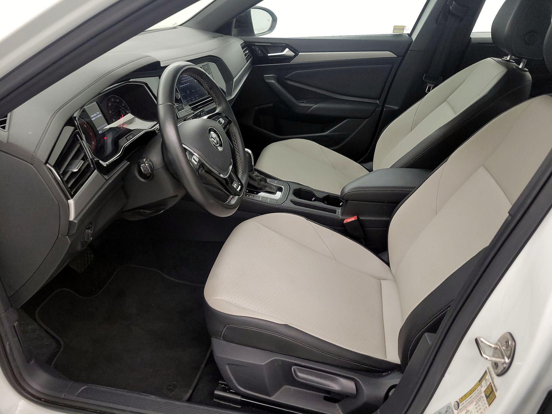 Thumbnail: 2020 Volkswagen Jetta - 11