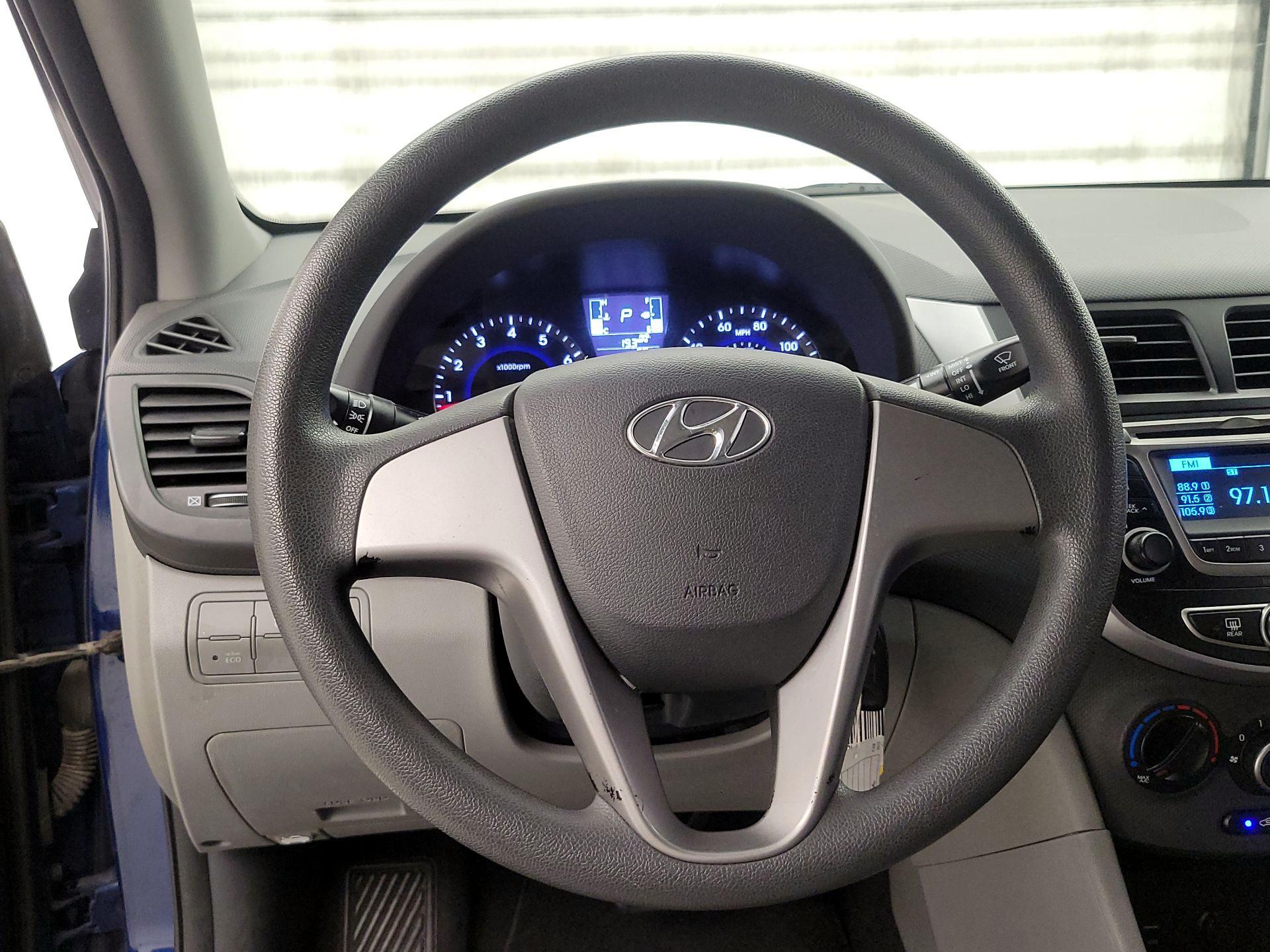 Thumbnail: 2017 Hyundai Accent - 10