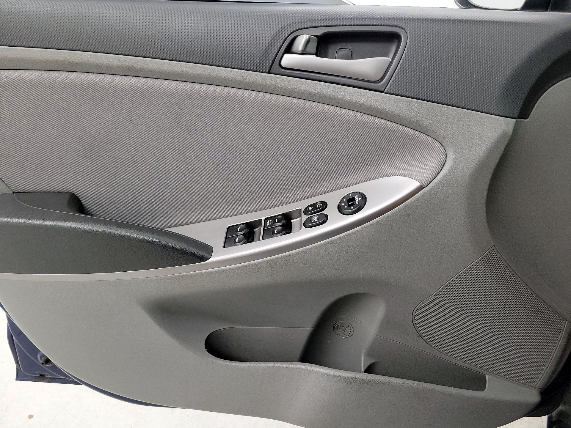 Thumbnail: 2017 Hyundai Accent - 12