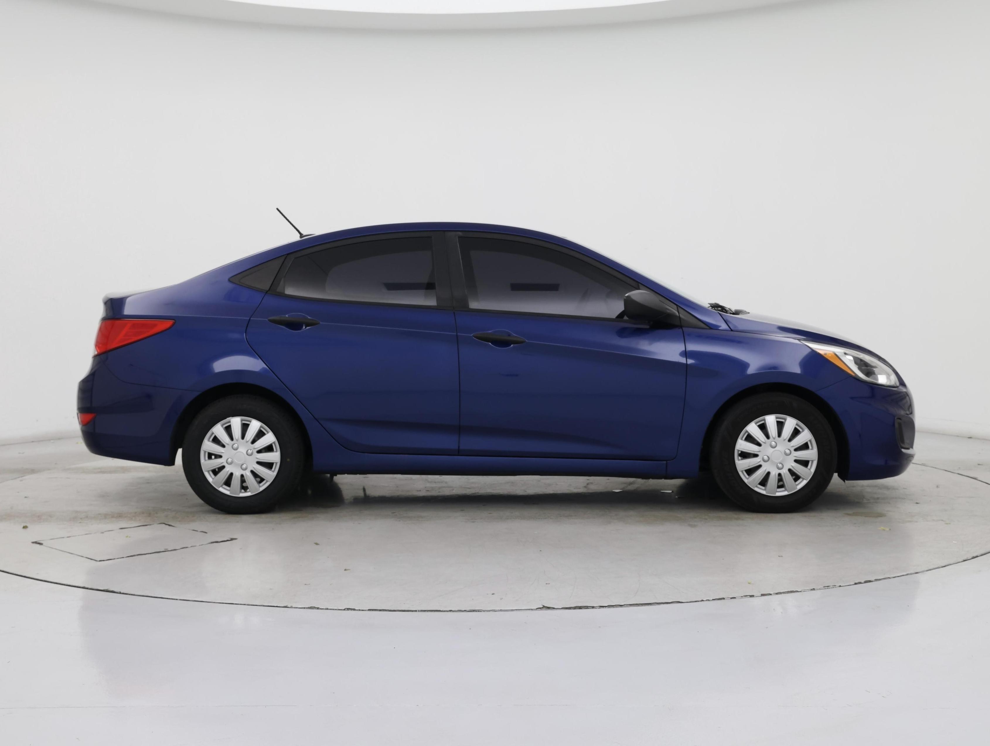 Thumbnail: 2017 Hyundai Accent - 7