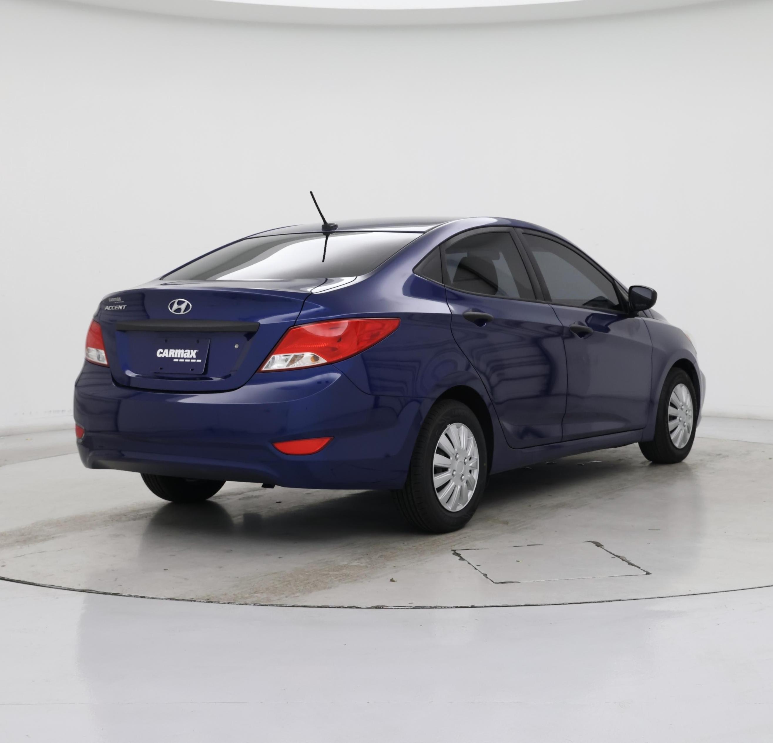 Thumbnail: 2017 Hyundai Accent - 8