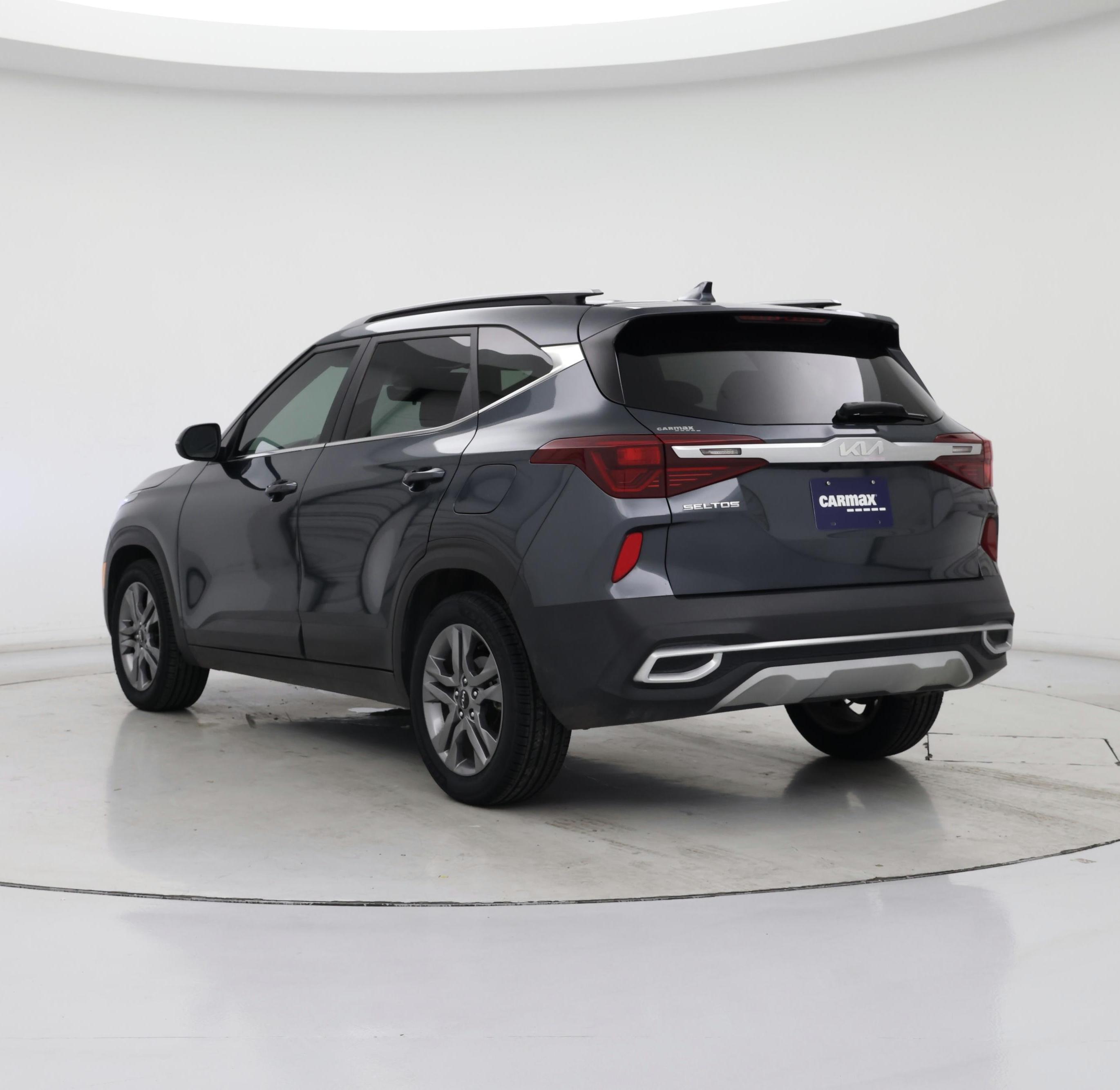 Thumbnail: 2023 Kia Seltos - 2
