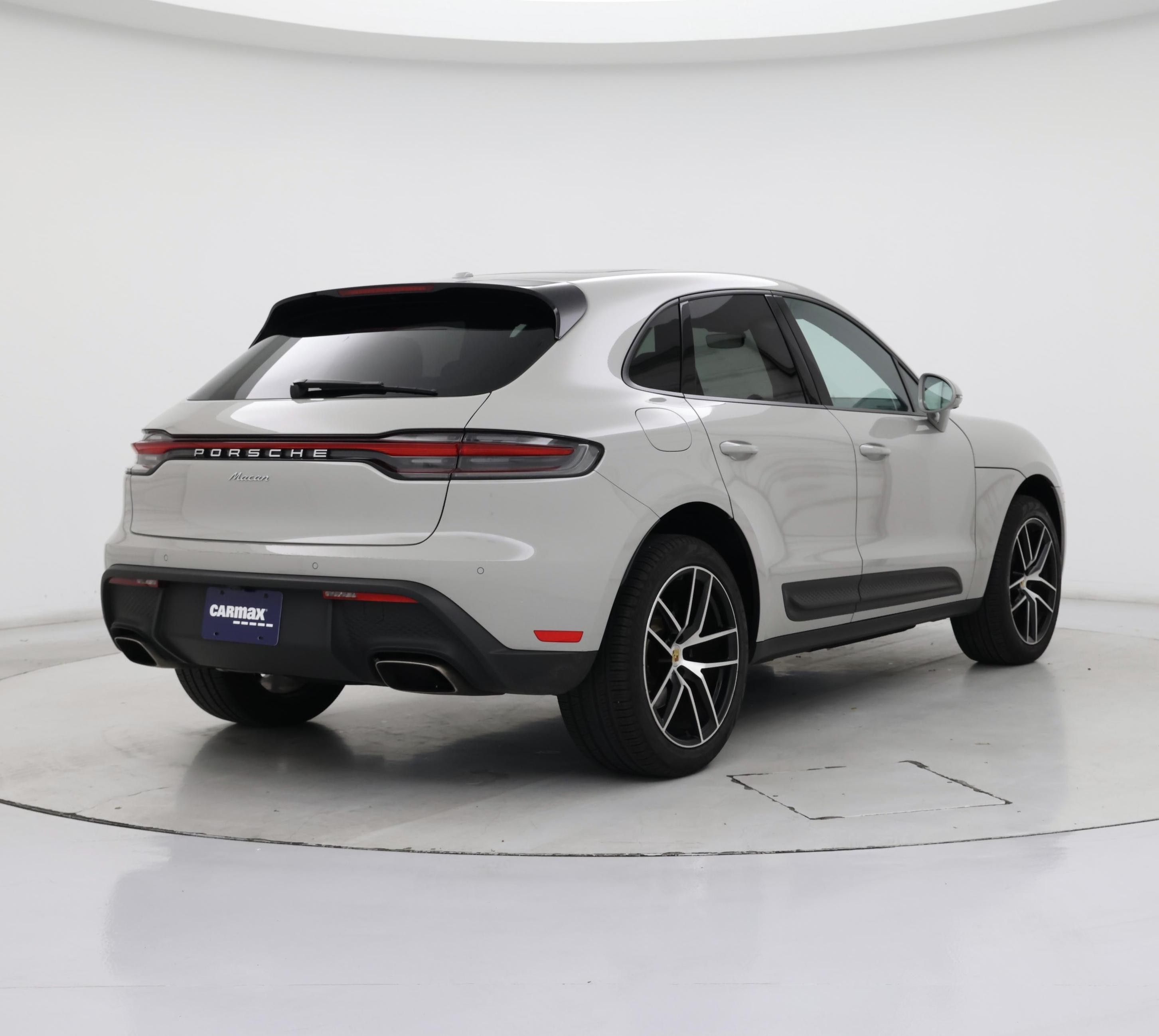 Thumbnail: 2023 Porsche Macan - 8