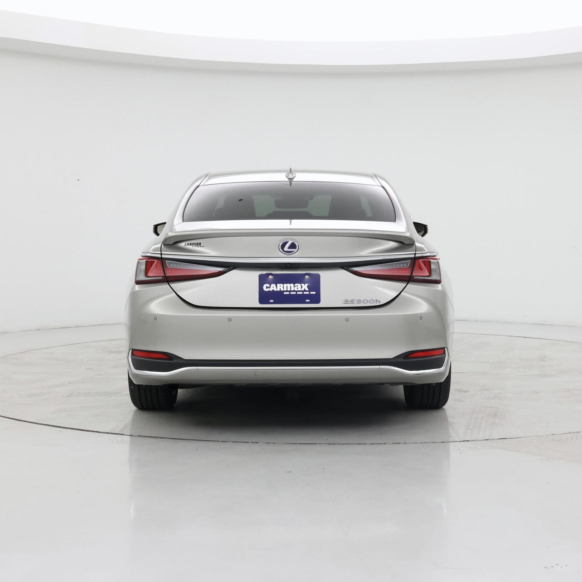 Thumbnail: 2021 Lexus ES - 6