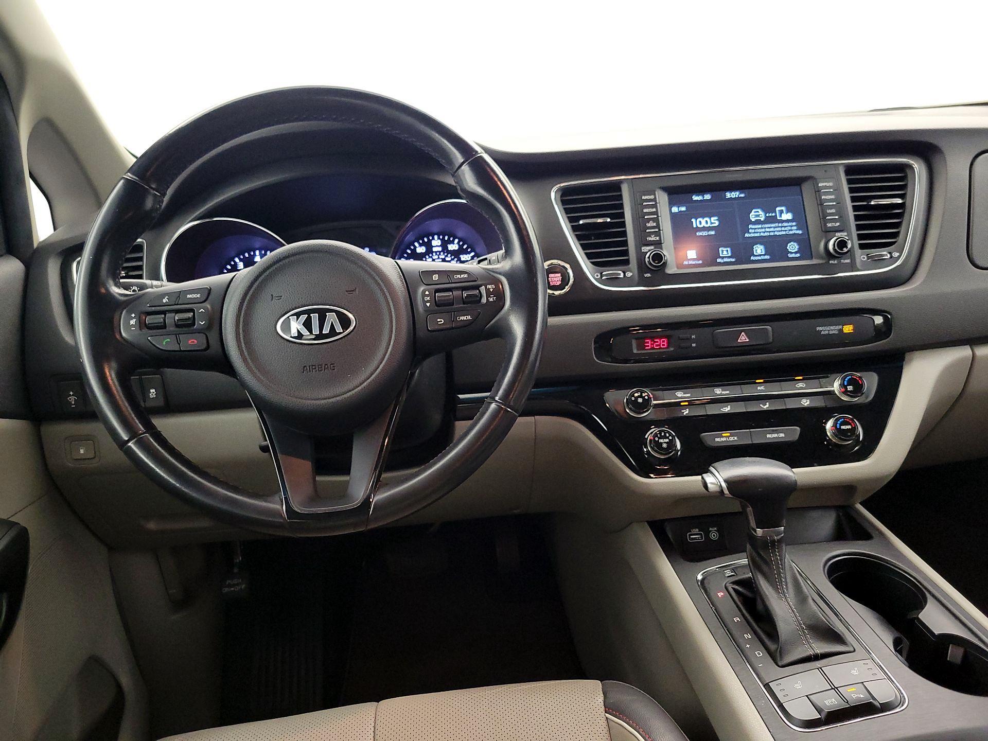 Thumbnail: 2018 Kia Sedona - 10