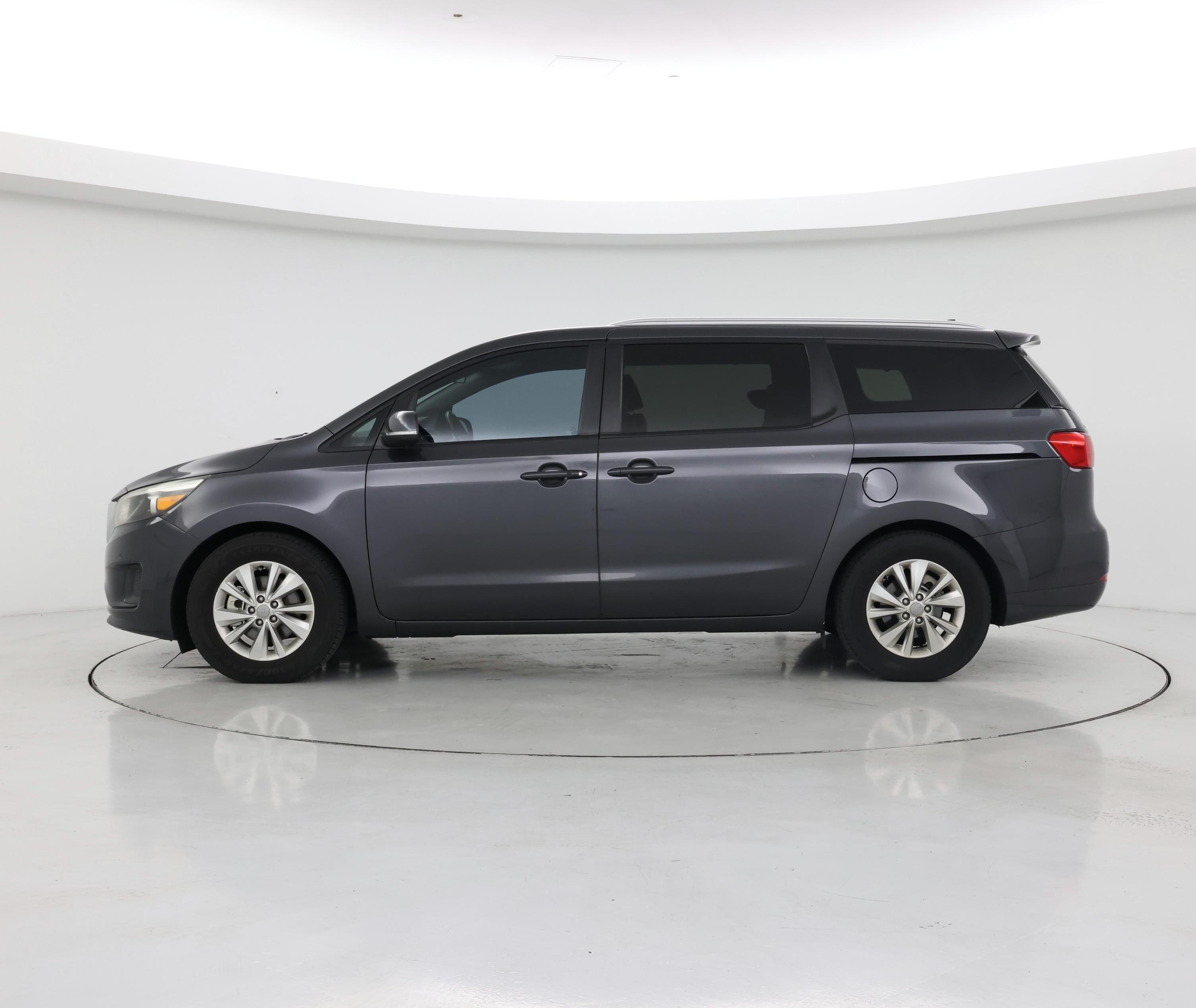 Thumbnail: 2018 Kia Sedona - 3
