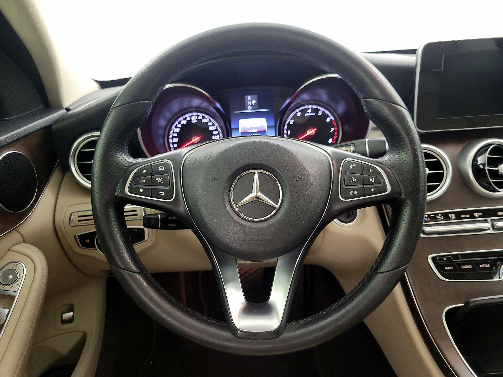 Thumbnail: 2018 Mercedes-Benz C-Class - 10