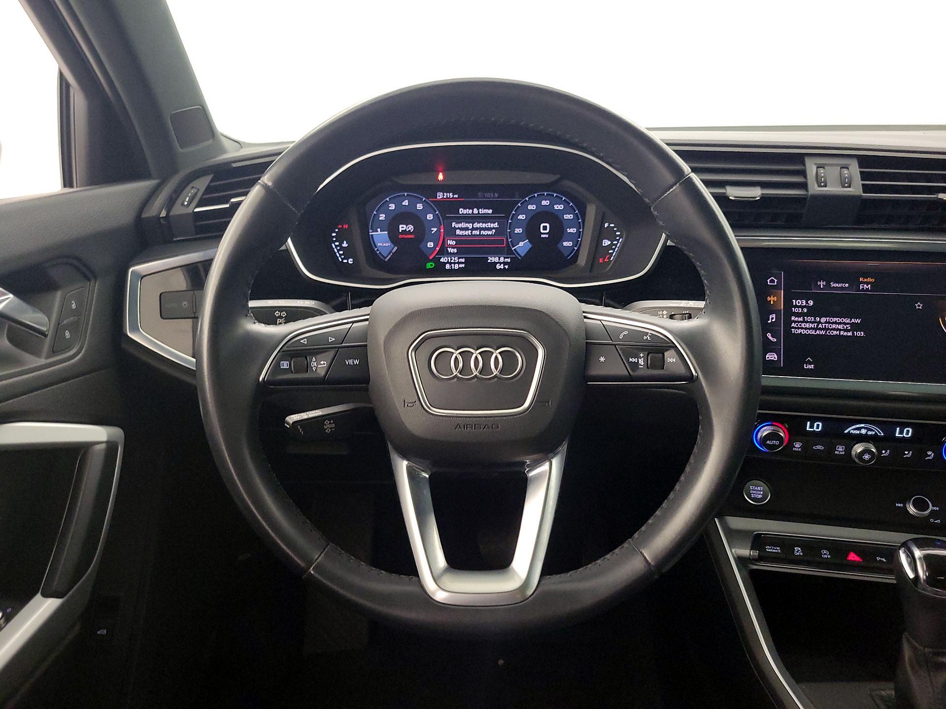 Thumbnail: 2020 Audi Q3 - 10
