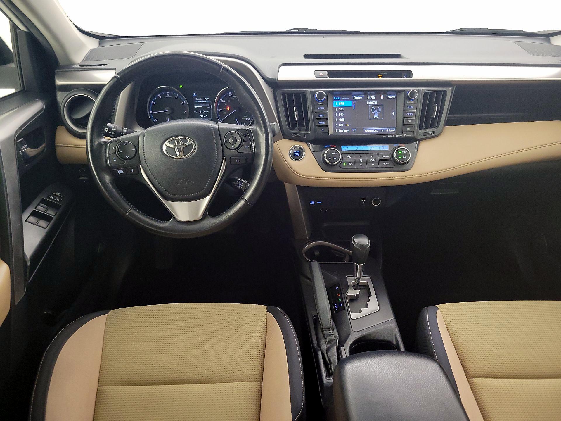 Thumbnail: 2016 Toyota RAV4 - 9